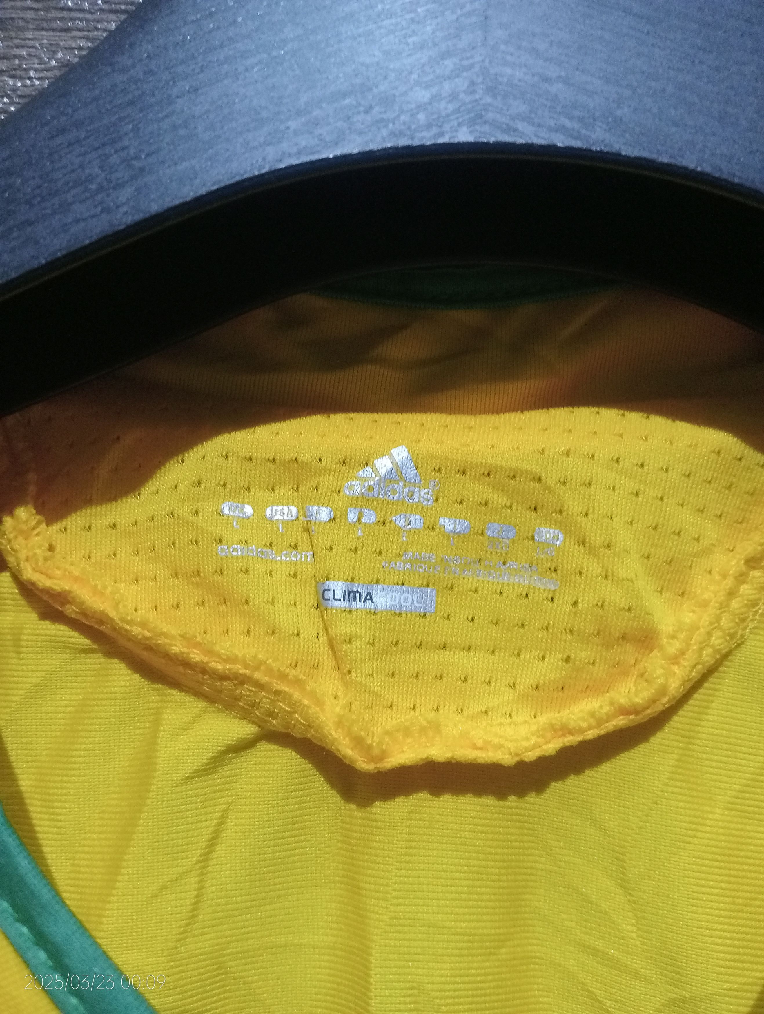 Adidas Vintage Adidas South Africa World Cup Jersey Size US M / EU 48-50 / 2 - 4 Thumbnail