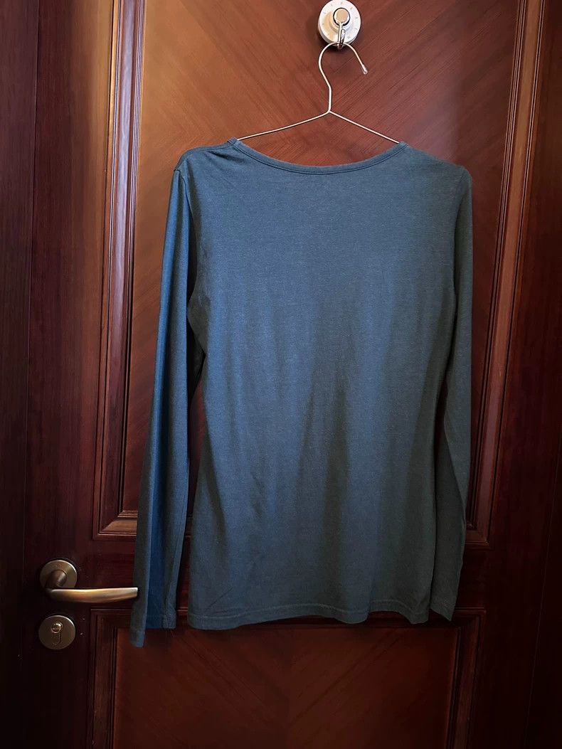 Vivienne Westwood Vivienne Westwood size 3 Purple red lips long sleeves T-shi Size M / US 6-8 / IT 42-44 - 4 Thumbnail