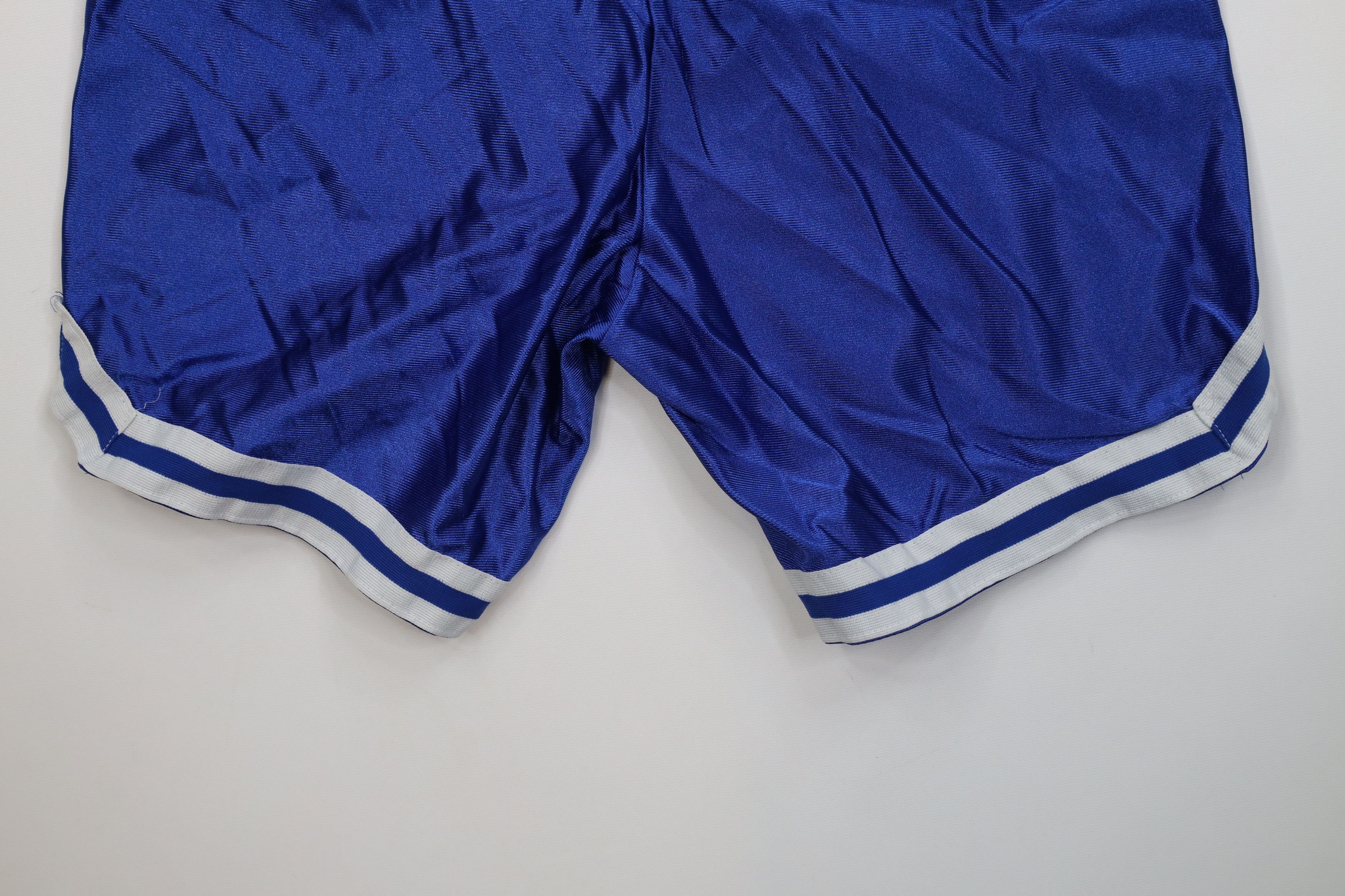 Vintage Vintage 90s Silky Nylon Above Knee Basketball Shorts USA Size US 32 / EU 48 - 12 Thumbnail