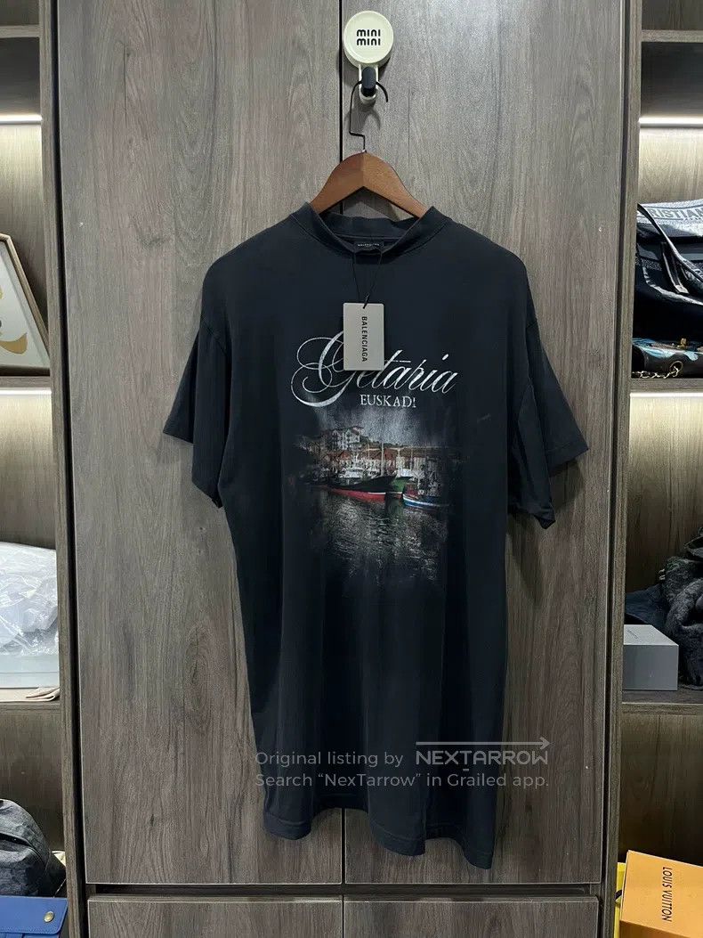 Balenciaga Balenciaga Night view letter print round neck short sleeve Size US S / EU 44-46 / 1 - 1 Thumbnail