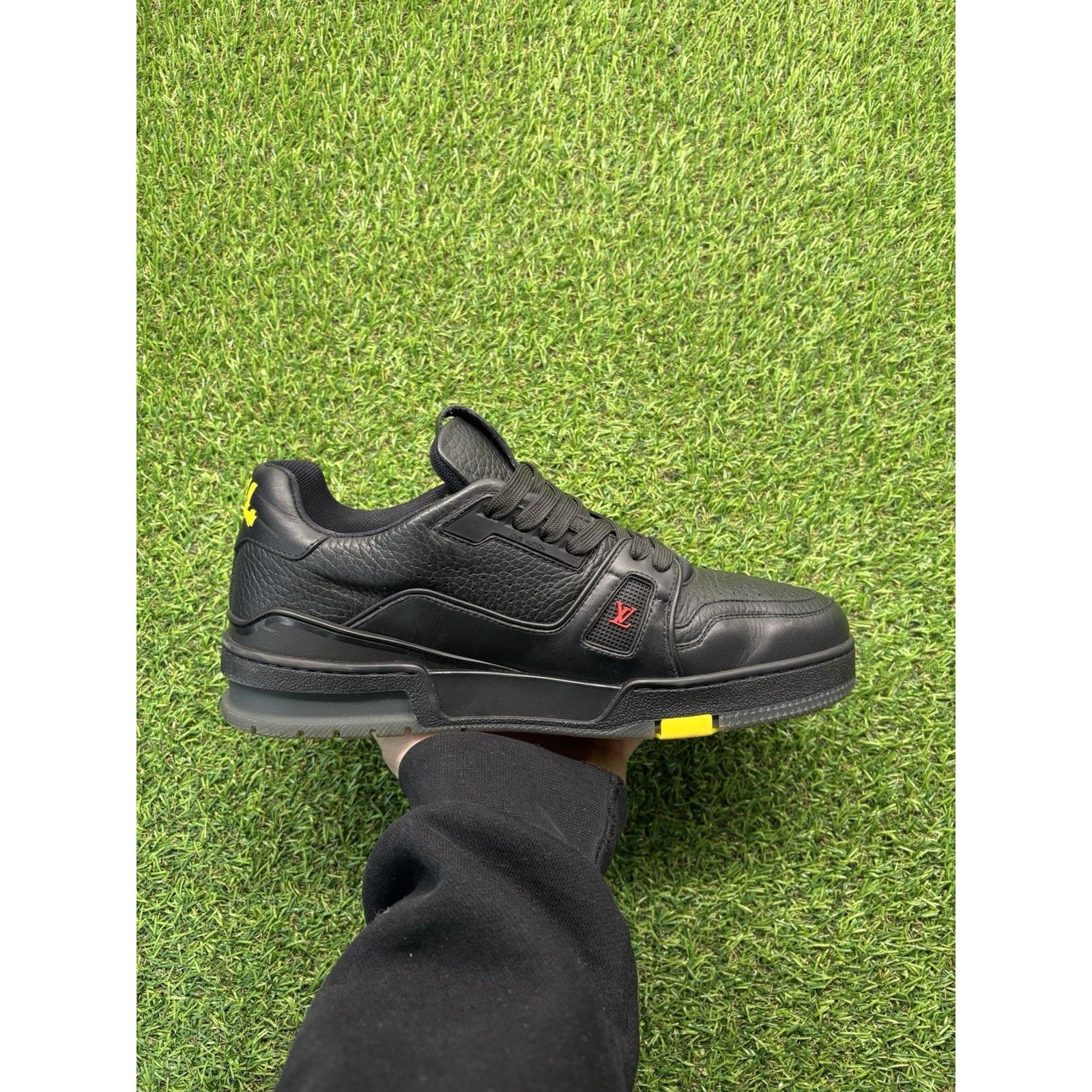 Louis Vuitton Louis Vuitton Trainer ' Black ' | GREAT COND! Size US 8 / EU 41 - 11 Thumbnail