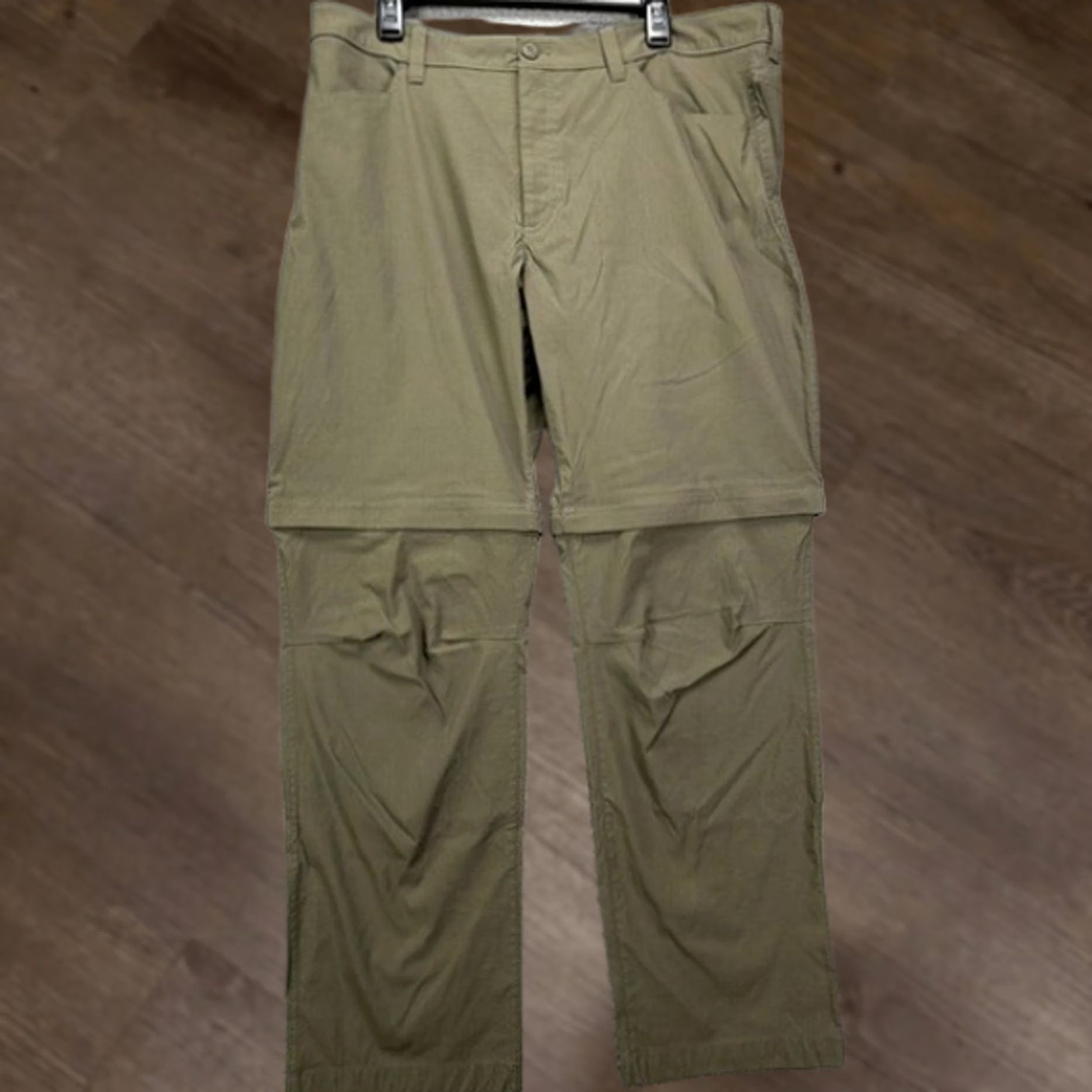 Eddie Bauer Eddie Bauer Convertible Tech Pants Mens 40X32 Olive Nylon Blend Hiking Outdoor Casual Workwear Euro? Size US 40 / EU 56 - 1 Thumbnail