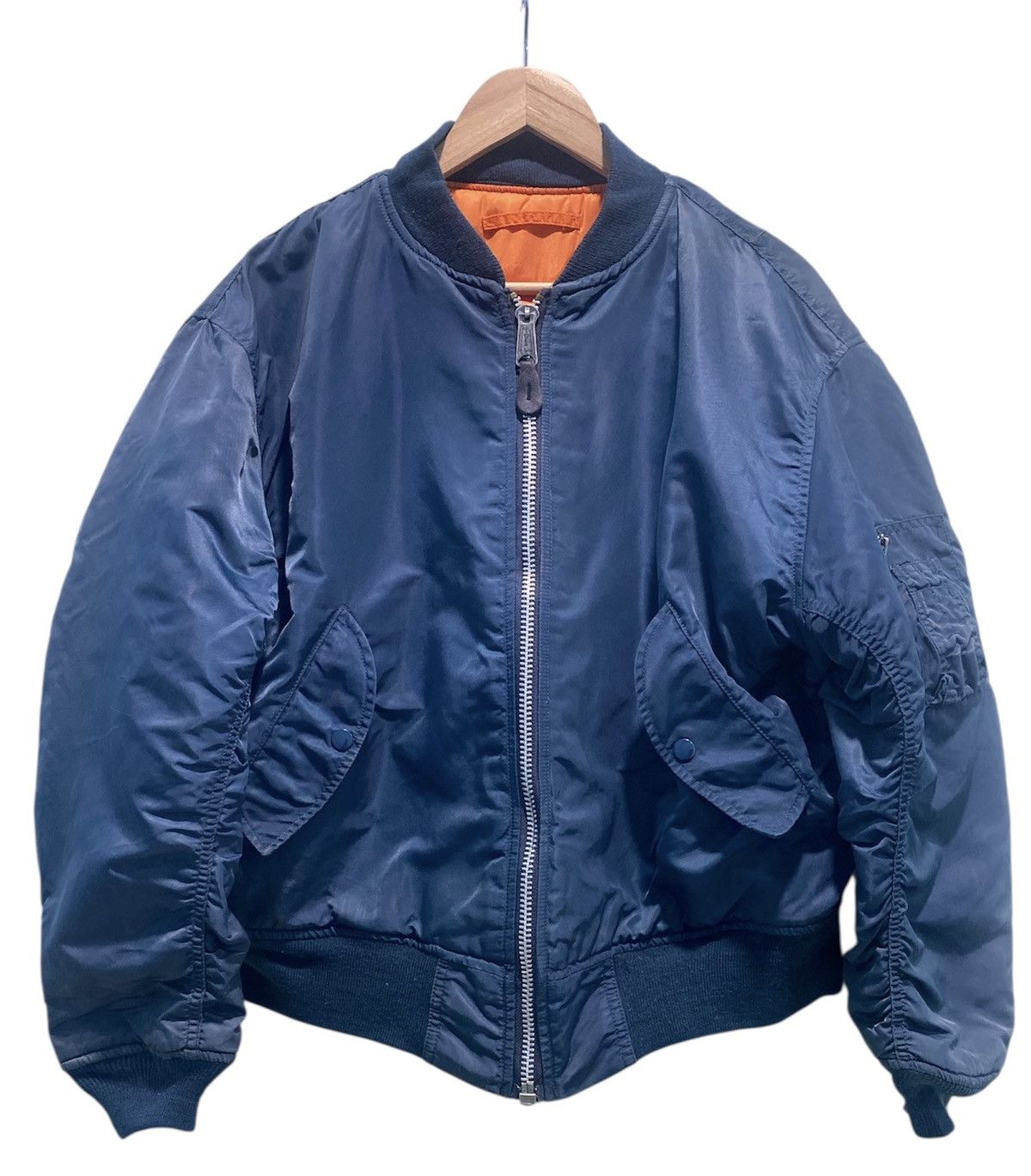 Alpha Industries Vintage Alpha industries Ma-1 Bomber Jacket Navy Blue Size US L / EU 52-54 / 3 - 1 Thumbnail