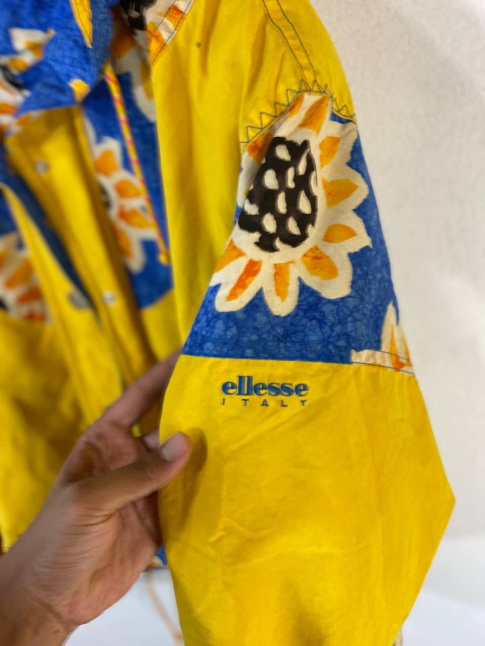 Ellesse vintage ellesse sunflower ski jacket very nice design Size US L / EU 52-54 / 3 - 14 Thumbnail