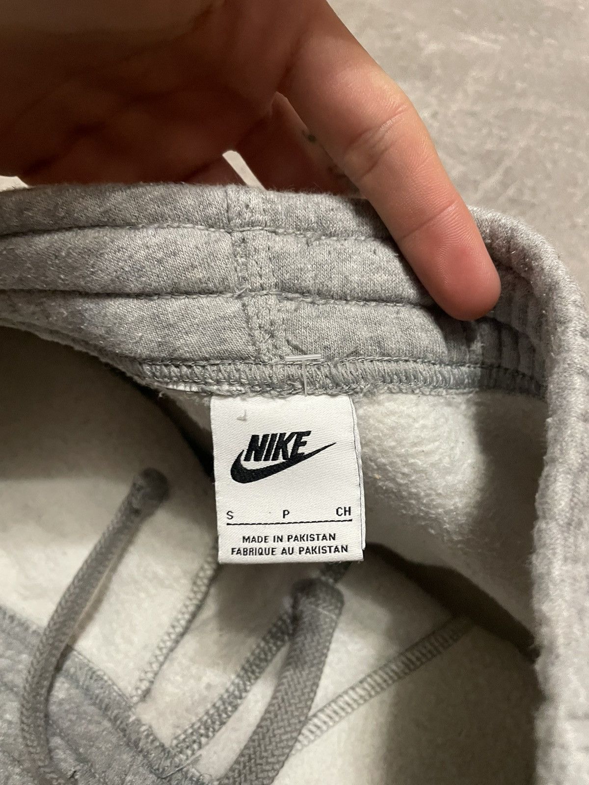 Nike Vintage Nike Swoosh Logo Sweatpants Joggers Pants Size US 30 / EU 46 - 8 Thumbnail