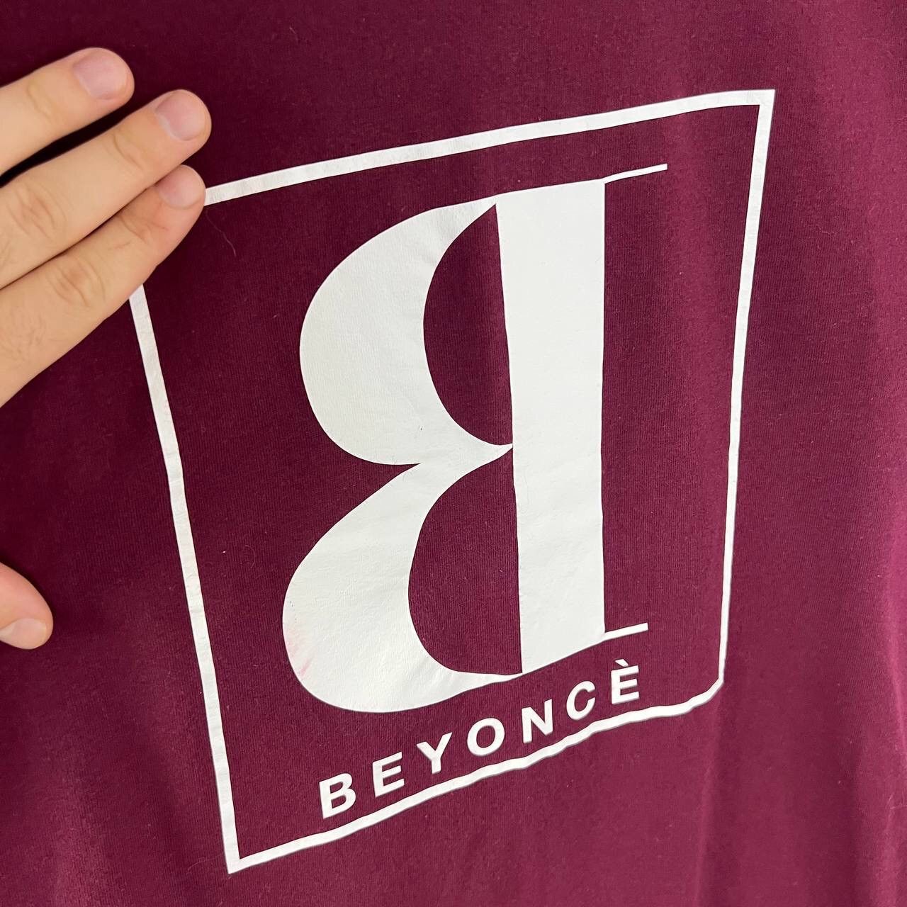 Band Tees Vintage Y2k Tee RNB Beyoncé Big Logo Size US M / EU 48-50 / 2 - 3 Thumbnail