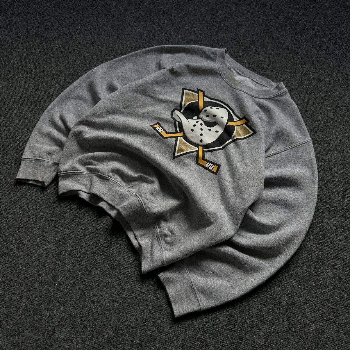 NHL VTG nhl anaheim ducks sweatshirts big logo Size S Man Y2K Size US S / EU 44-46 / 1 - 1 Thumbnail