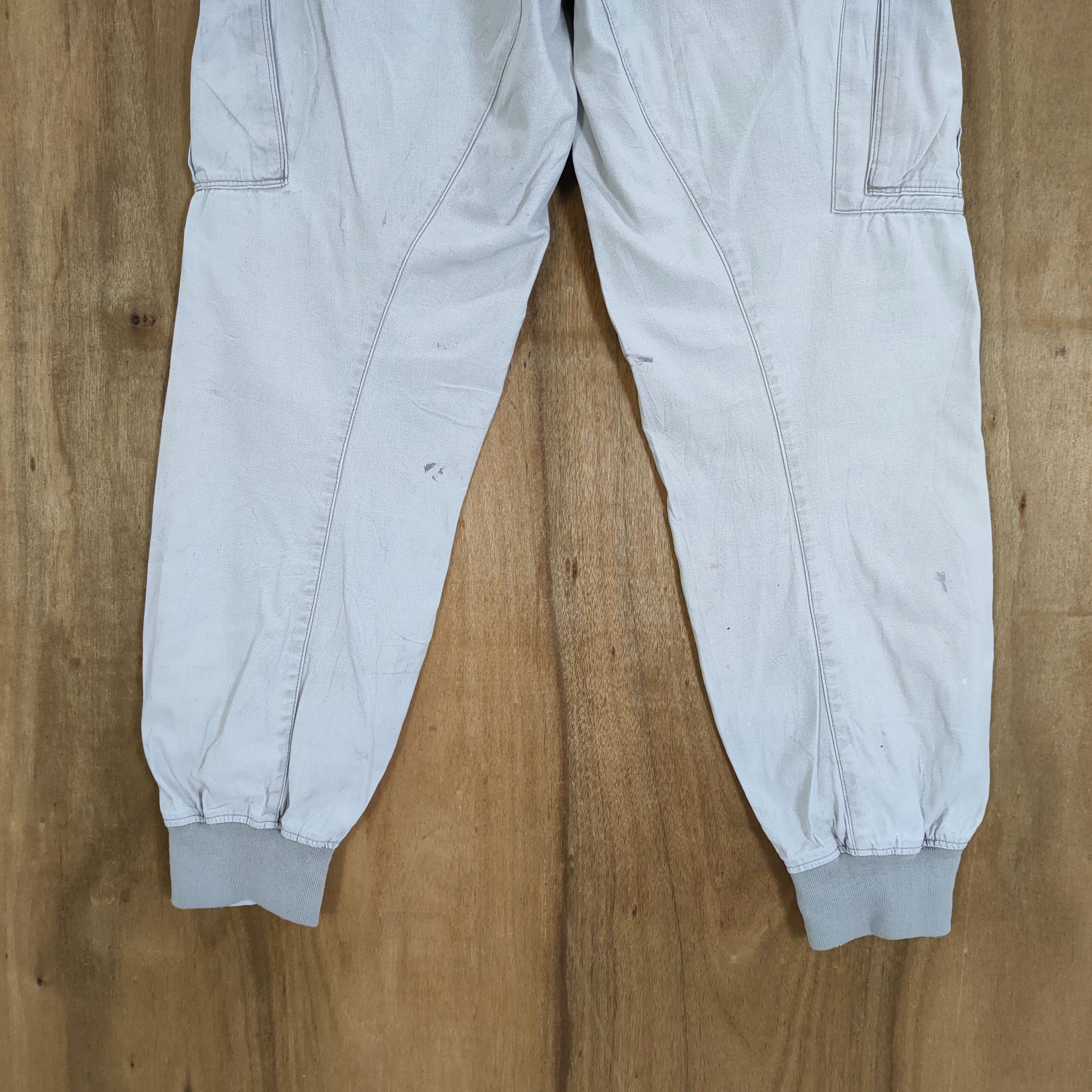 Japanese Brand VINTAGE GENBA DISTRESSED FADED WHITE BAGGY CARGO PANTS Size US 34 / EU 50 - 11 Thumbnail