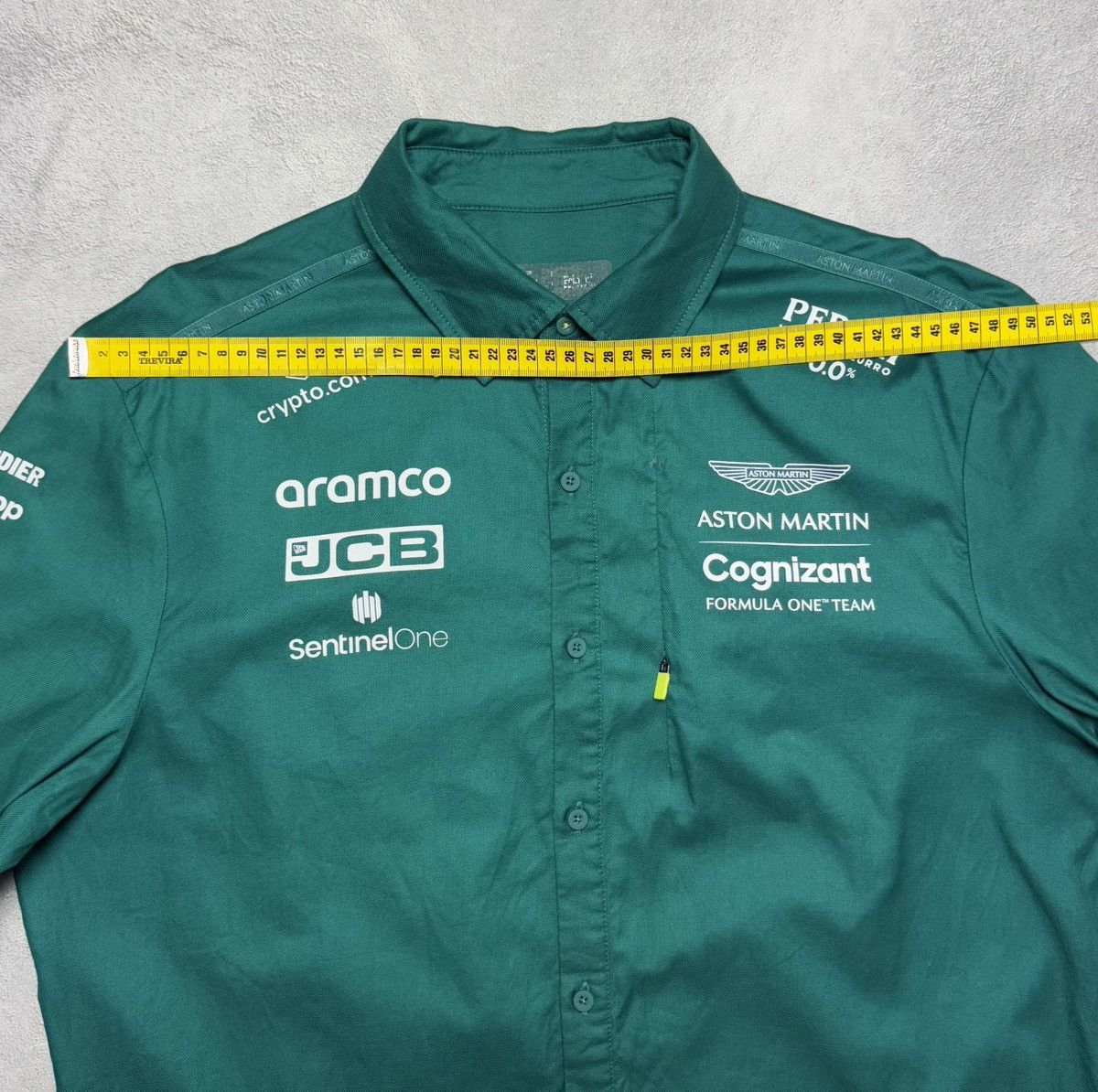 Formula 1 Aston Martin Cognizant F1 Racing Team 2023 Button Up Shirt Size US L / EU 52-54 / 3 - 19 Thumbnail