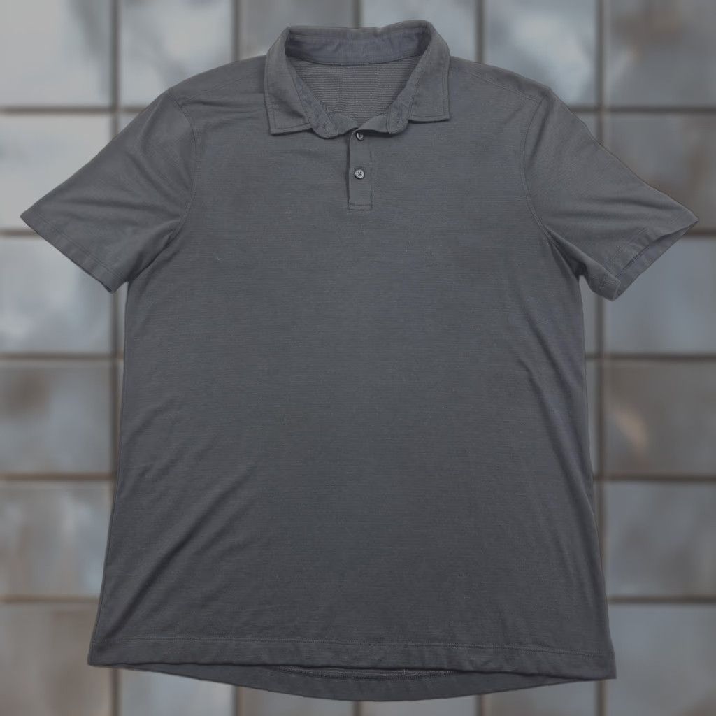 Lululemon Lululemon Polo Shirt Mens Large Gray Solid Jersey Knit Short Sleeve Casual Polo Shirt Mens Large Gray Size US L / EU 52-54 / 3 - 1 Thumbnail
