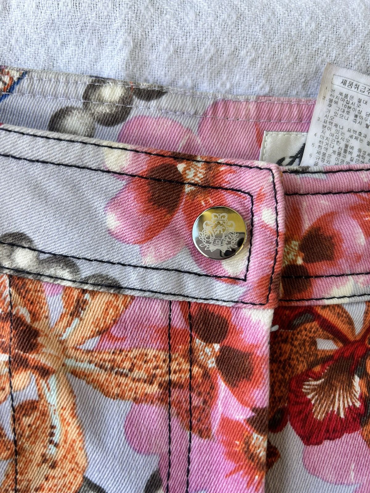 Japanese Brand Andre kim japanese flowers pants archive Ifsix lgb styled Size US 32 / EU 48 - 7 Thumbnail