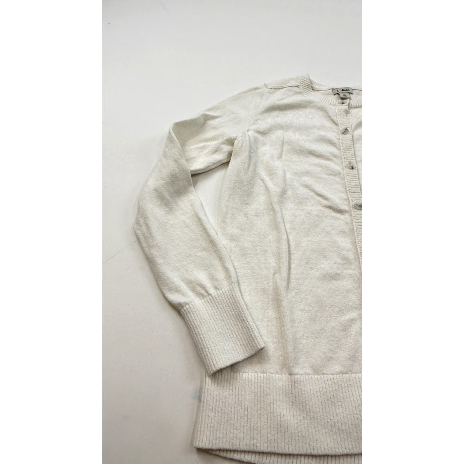 Vintage L.L. Bean Cardigan Sweater Womens XS White Cotton Cashmere Button Front Knit Size XS / US 0-2 / IT 36-38 - 2 Thumbnail