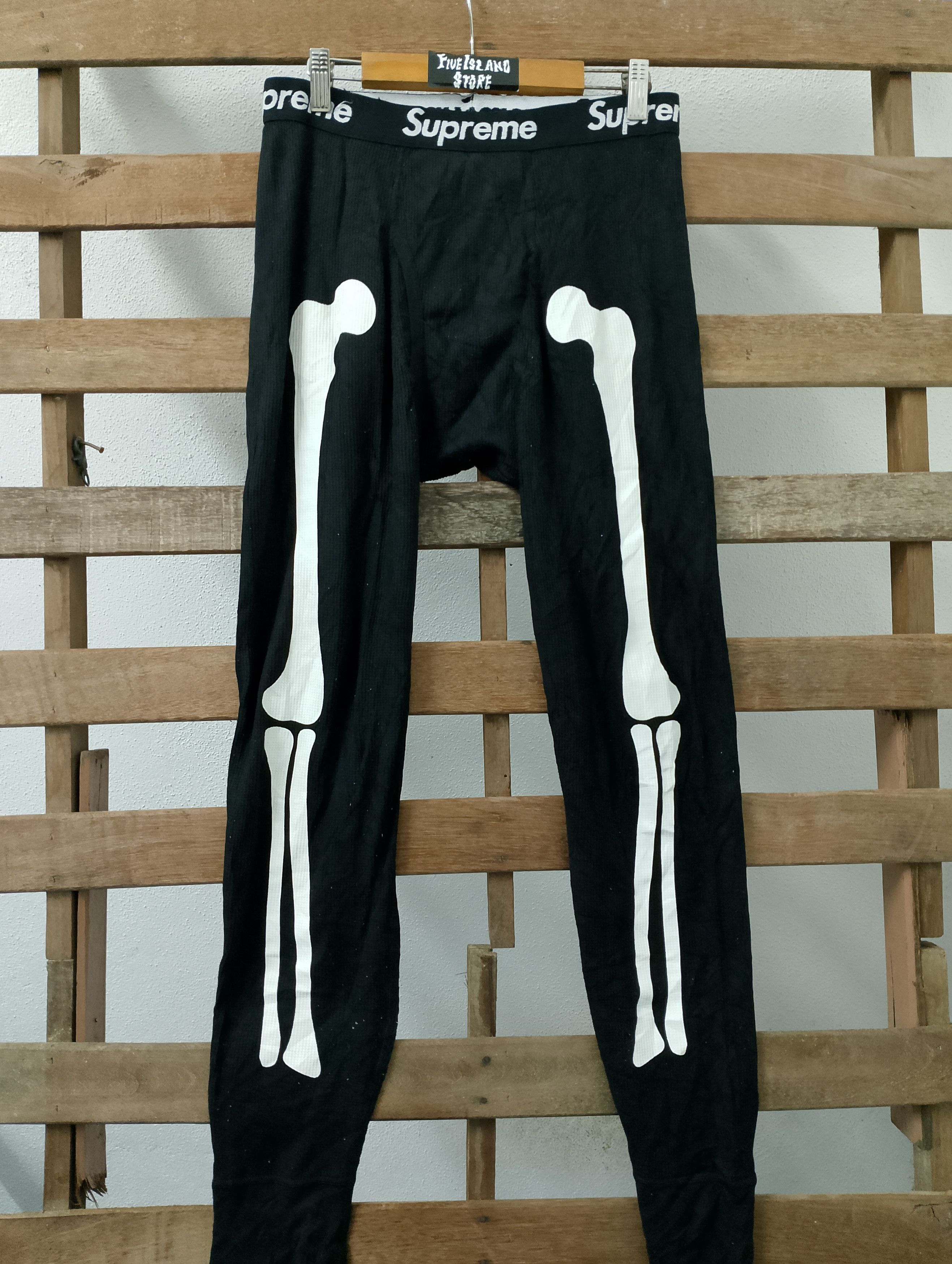 Supreme Bones Thermal Crew and Bones Pant Set in shops Black. Size Medium. NEW!!!