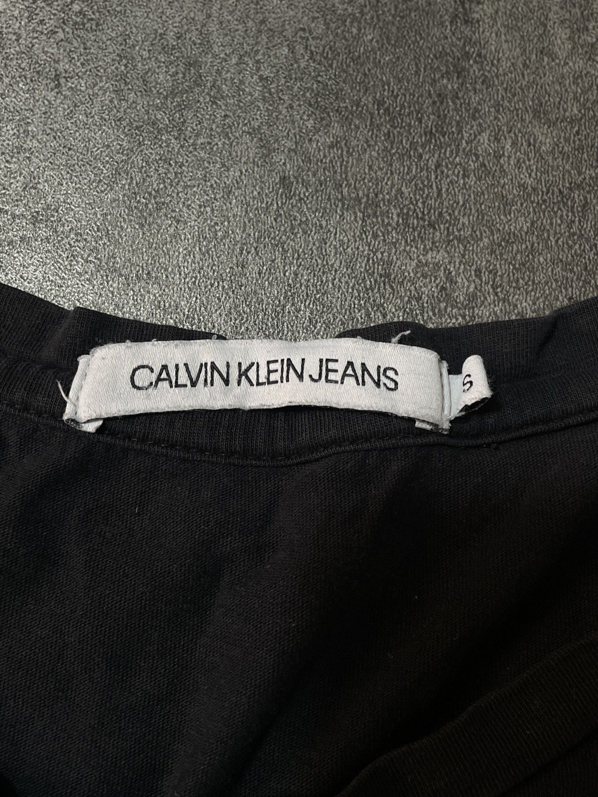 Calvin Klein 🔥Offers🔥Calvin Klein Jeans Tee Spellout Hype Size S / US 4 / IT 40 - 4 Thumbnail