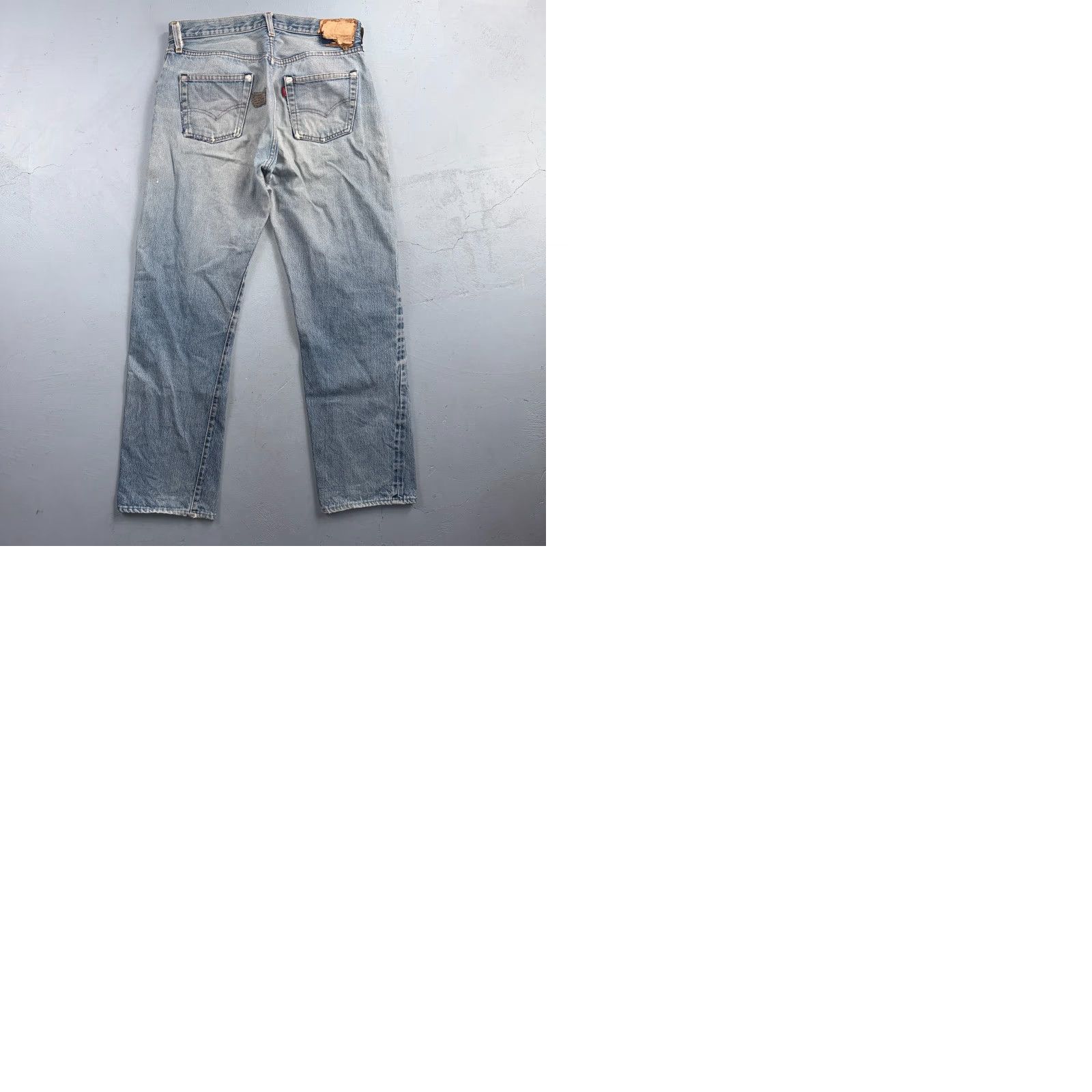 Levi's Levis 501 Vintage 80s Redline Selvedge Jeans Light Wash 34x32 30x? USA XX Button Fly Men Regular Denim Cotton Size US 34 / EU 50 - 12 Thumbnail