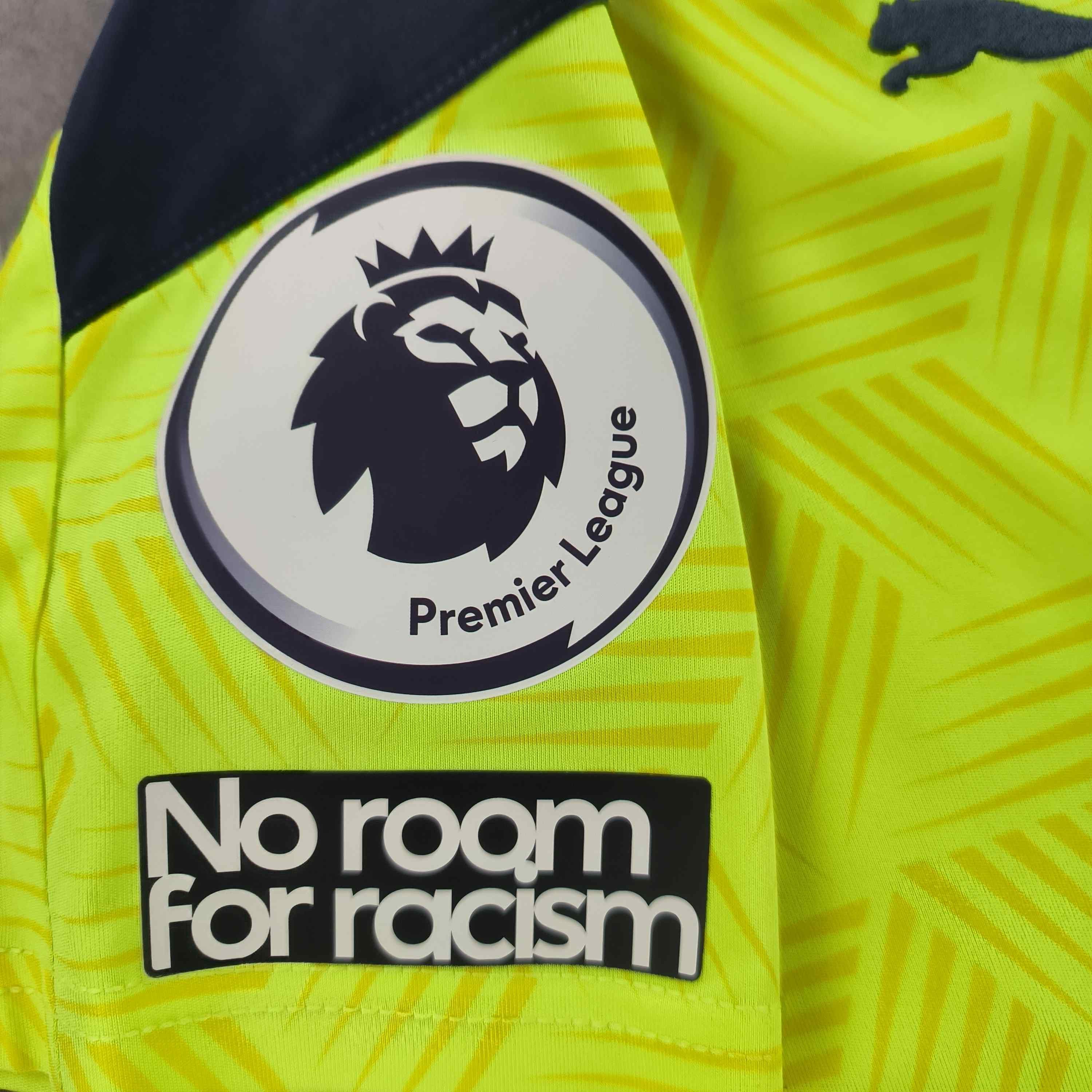 Puma Newcastle United 2020-21 Puma away Wilson football jersey S Size US S / EU 44-46 / 1 - 6 Thumbnail