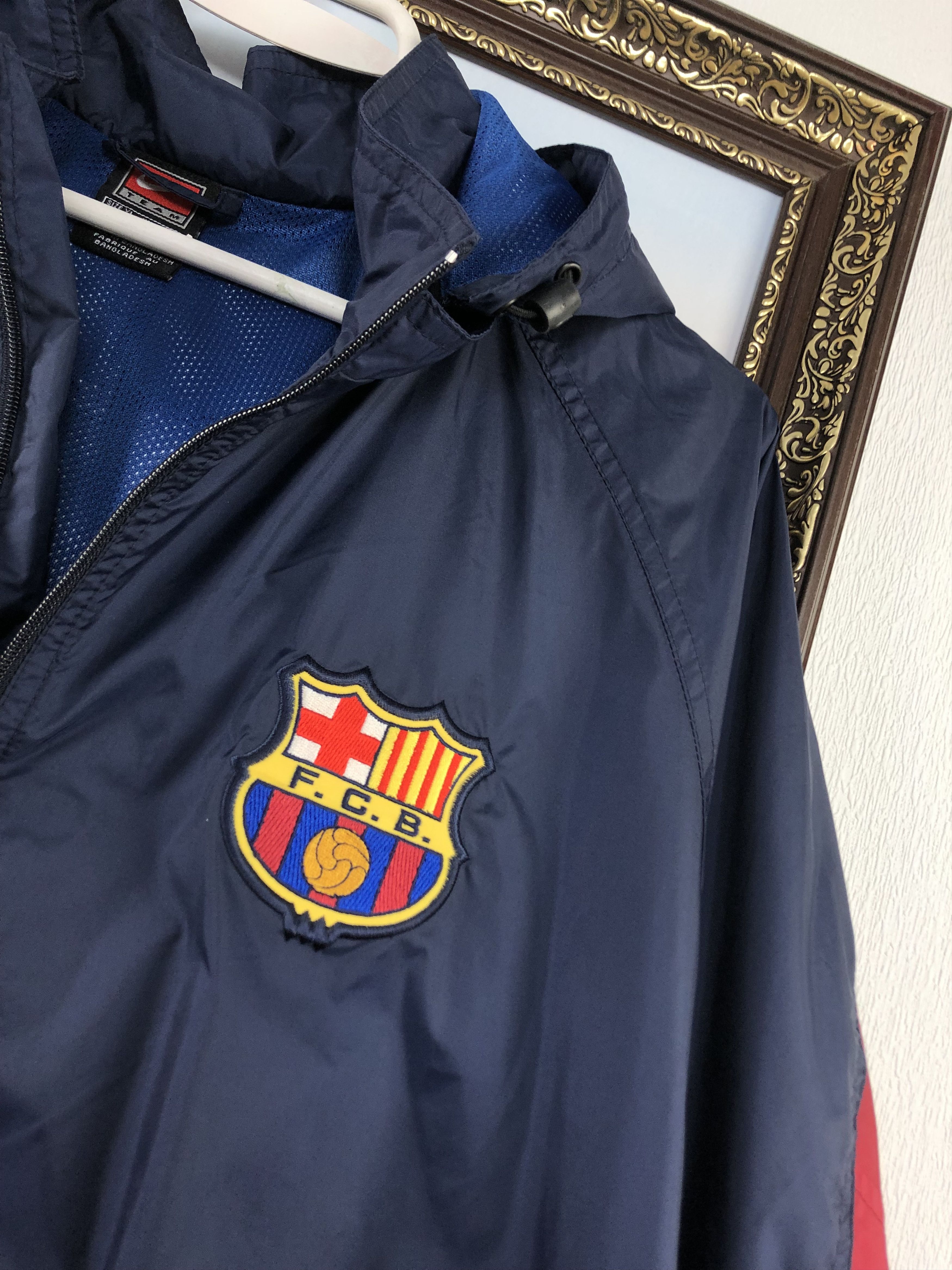 Vintage Vintage Barcelona Football Jacket Soccer Windbreaker Track Size US XL / EU 56 / 4 - 6 Thumbnail