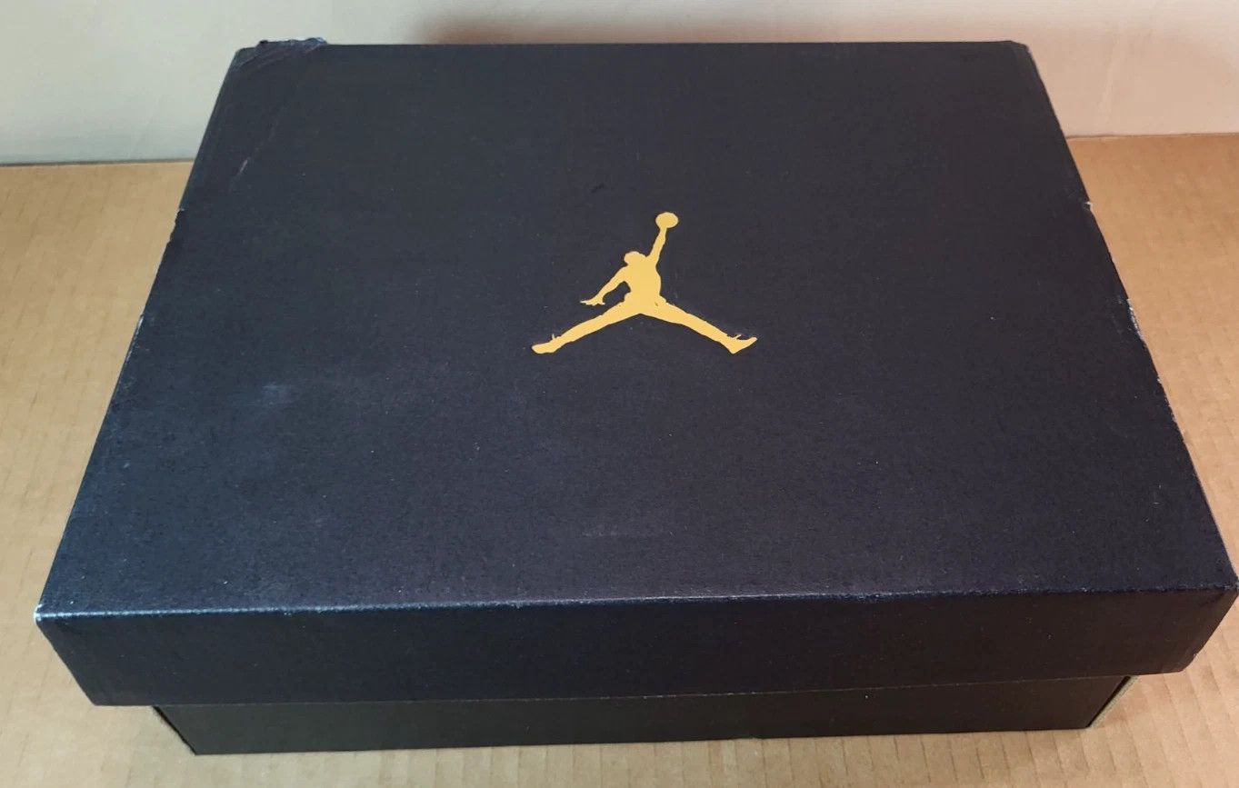 Nike Nike Air Jordan 1 Mid “Pink Quartz” (GS) – 555112‑603 Size US 6 / IT 36 - 17 Thumbnail