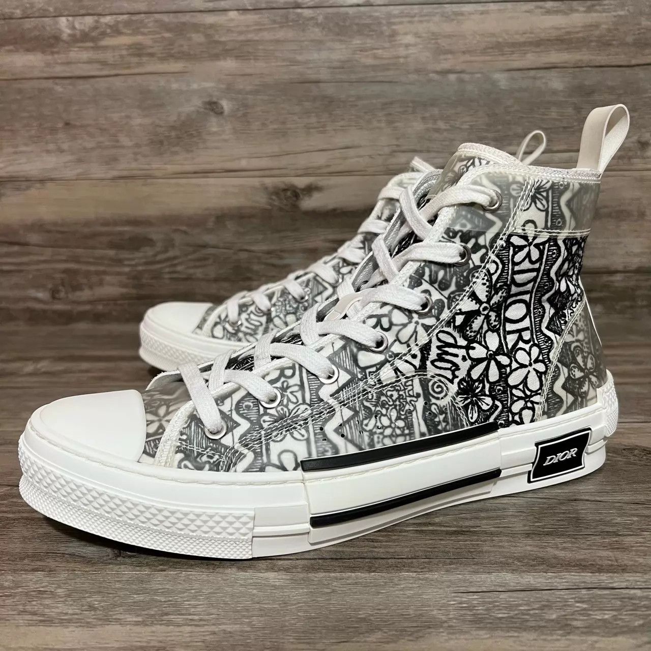 Dior DIOR x Stussy B23 Embroidered SS23 HiTop Black/White Size US 10 / EU 43 - 1 Thumbnail