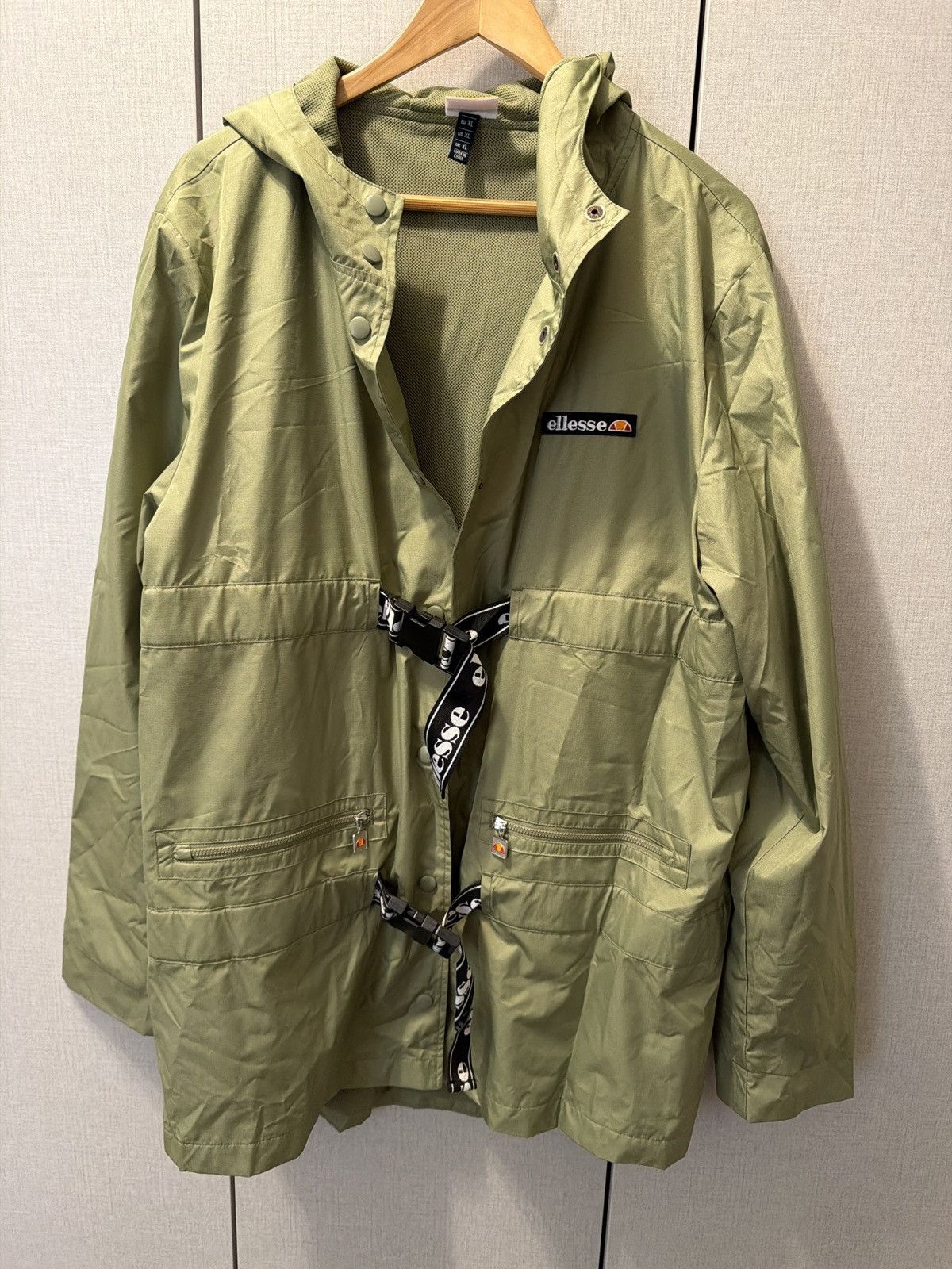 Ellesse ellesse Hooded Utility Parka XL Mesh Lining & Logo Tape Tie Size US XL / EU 56 / 4 - 1 Thumbnail
