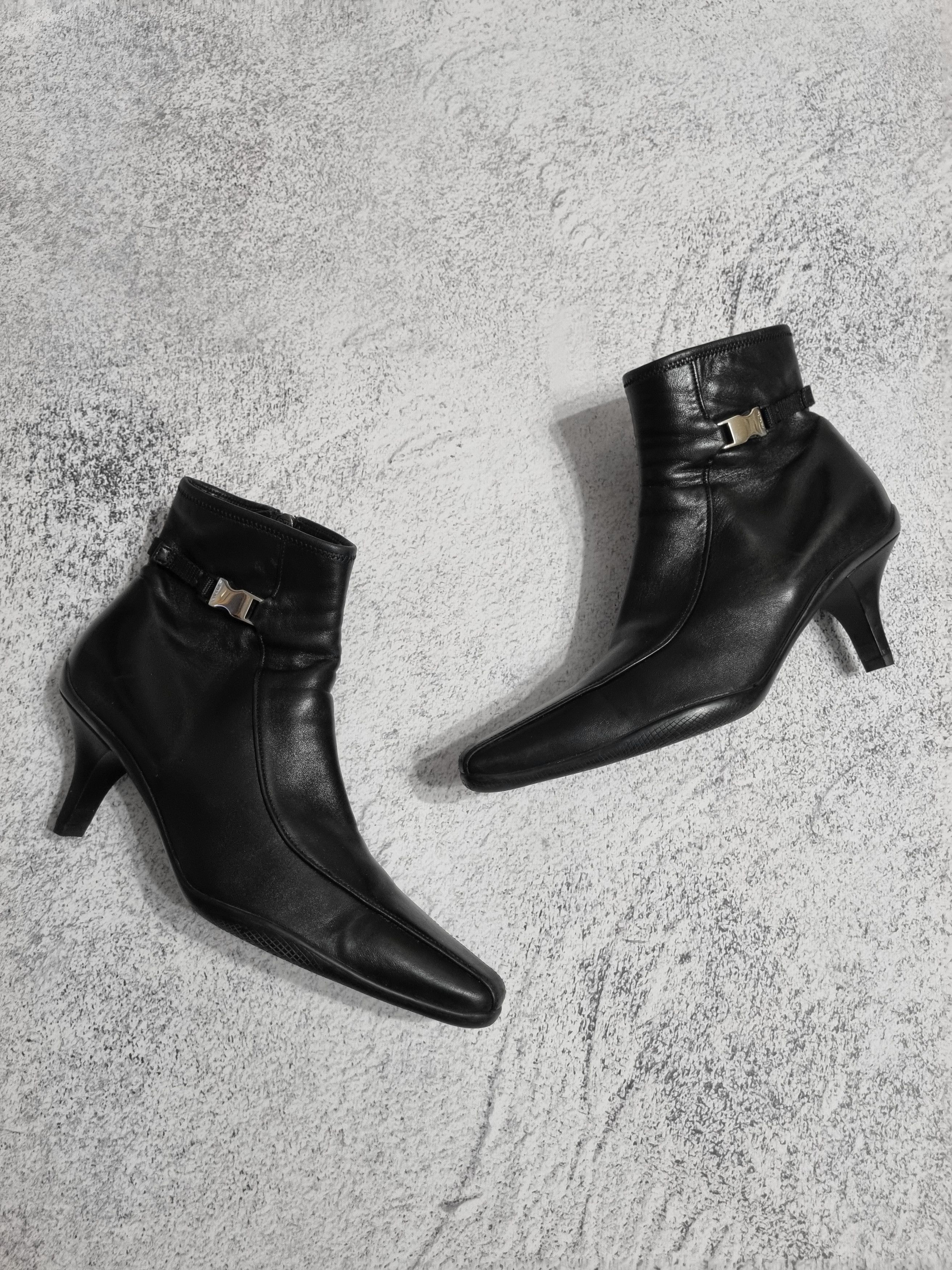 靴 PRADA JACQUARD PLATFORM ANKLE BOOTS 靴 PRADA JACQUARD PLATFORM ANKLE BOOTS Prada Jacquard Boots in