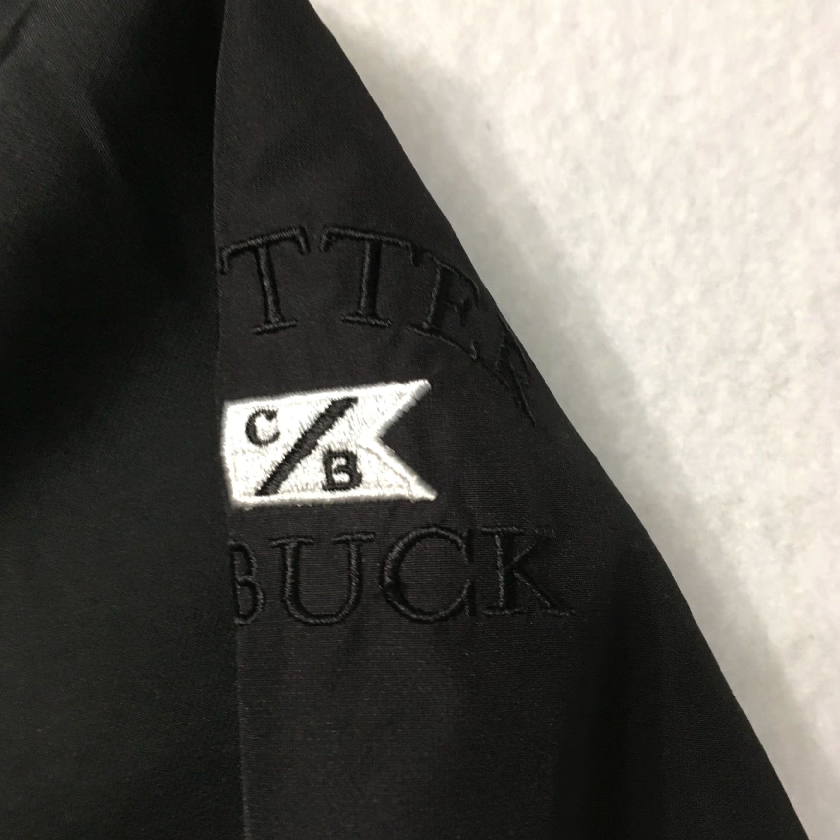 Cutter & Buck Cutter & Buck WeatherTec black Large Zip Jacket Pockets Windbreaker Vintage Style Logo Outdoor Men Jacket Size US L / EU 52-54 / 3 - 3 Thumbnail