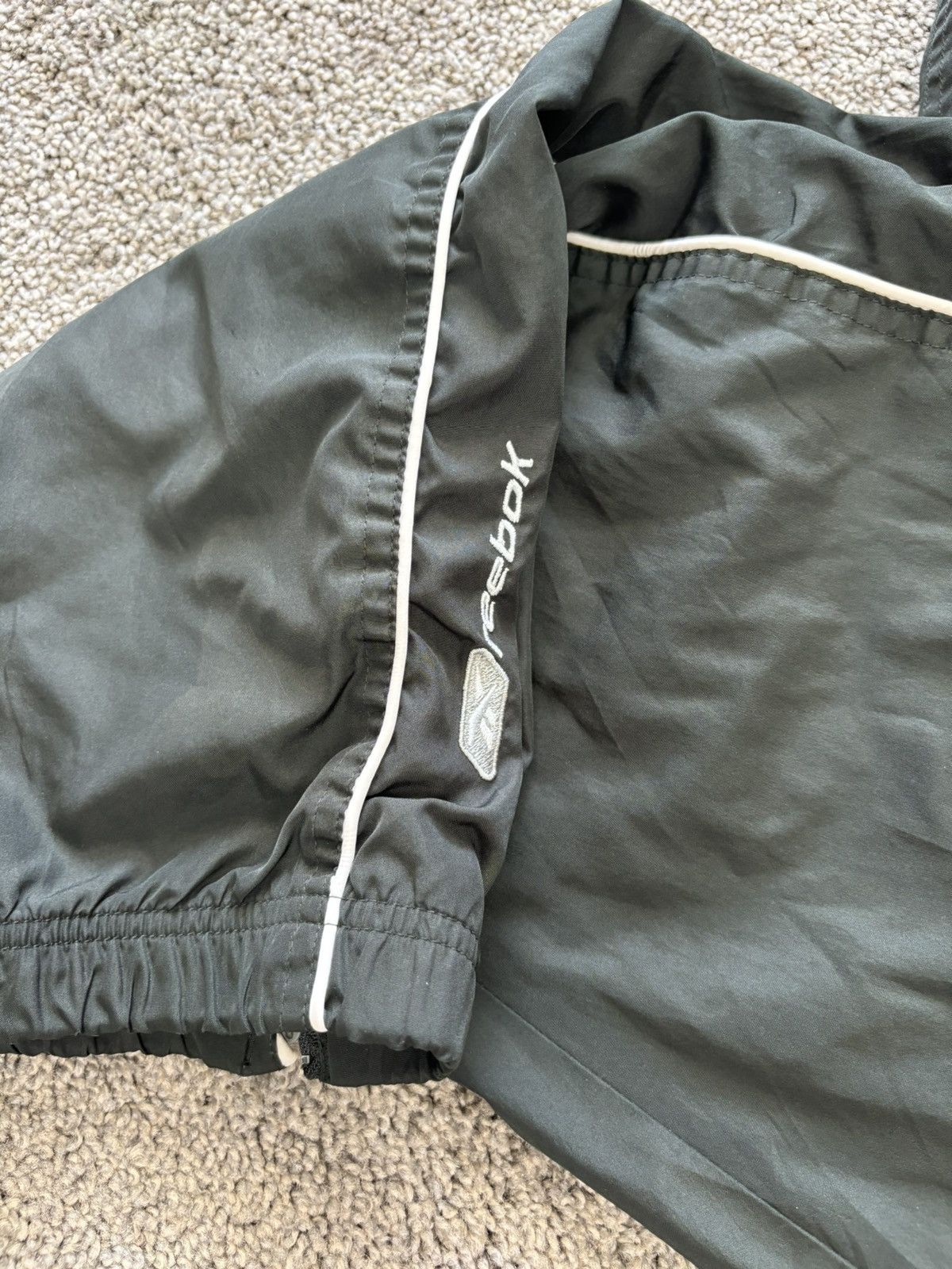 Reebok Vintage 90s black reebok lined track pants Size US 34 / EU 50 - 2 Thumbnail