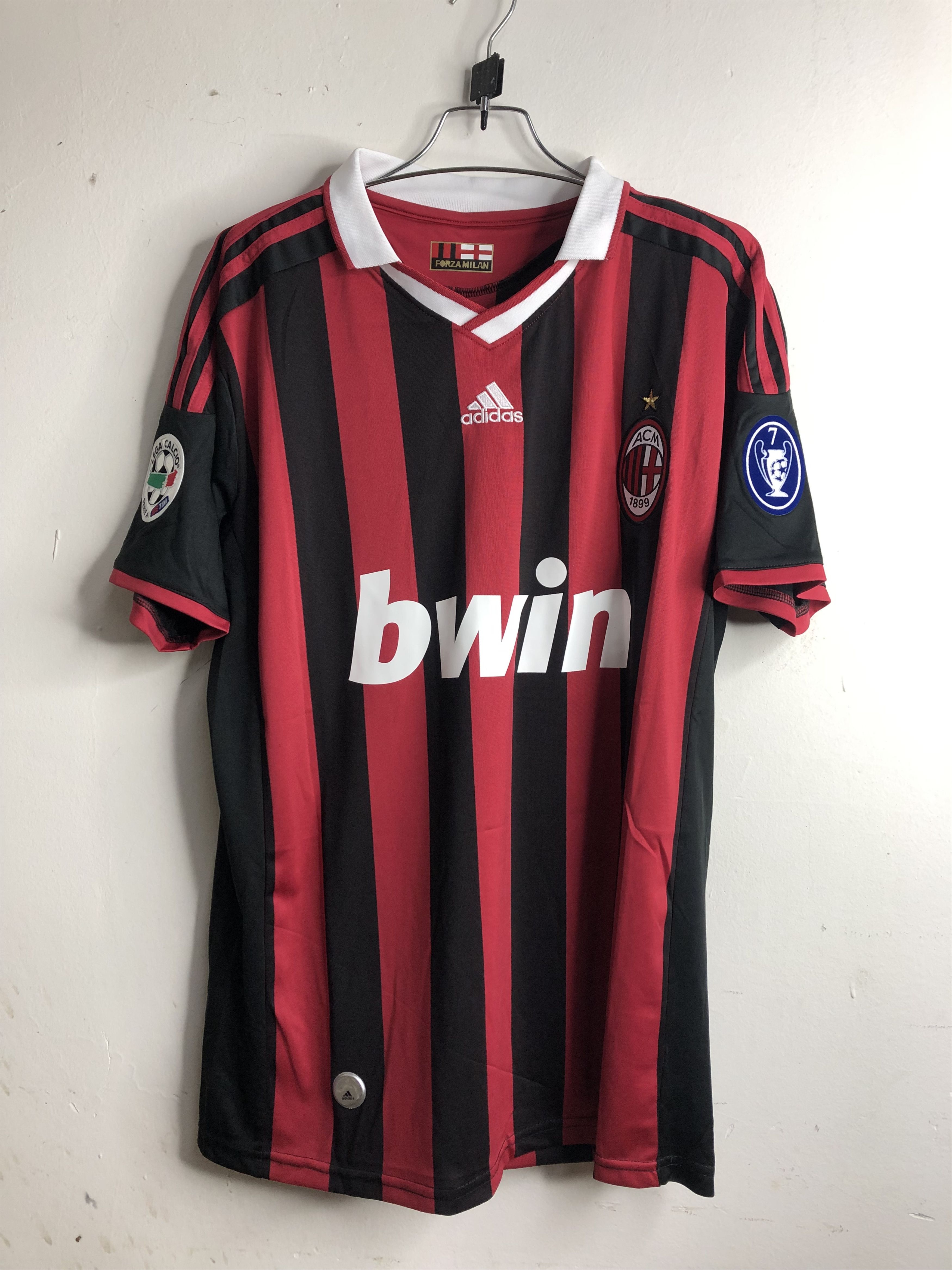 Vintage 09-10 Ronaldinho AC Milan Home Soccer Jersey Size US L / EU 52-54 / 3 - 1 Thumbnail