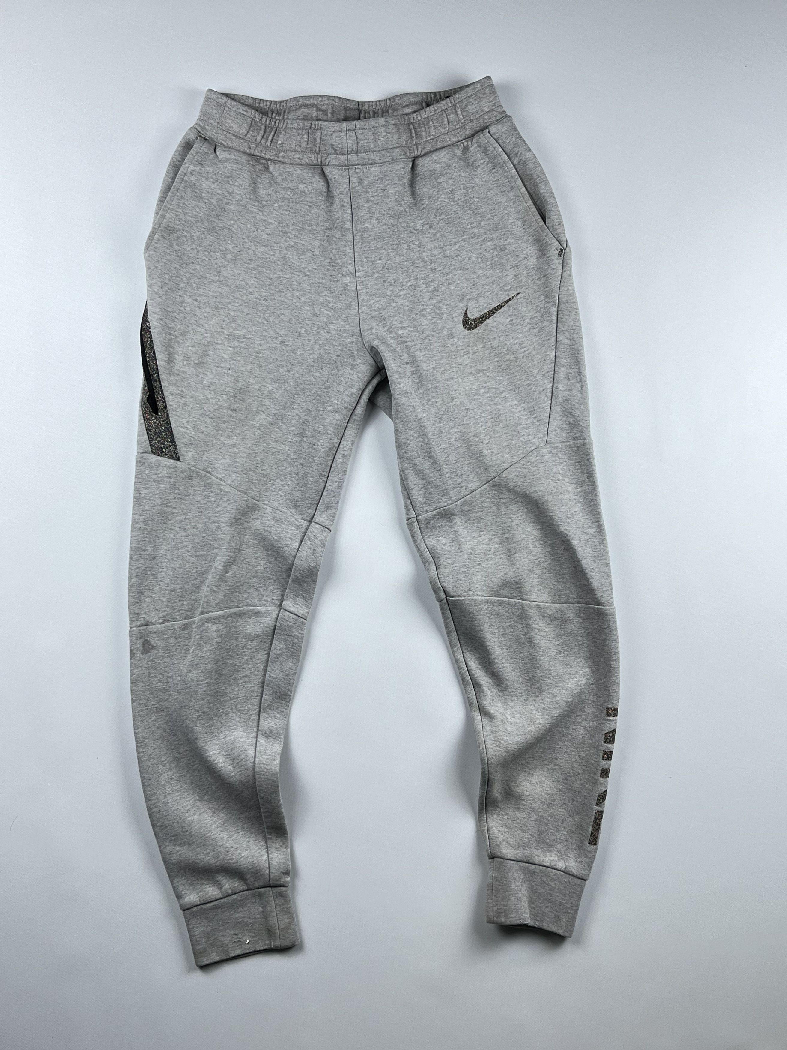 Nike Nike Tech Fleece Pants Size US 31 - 1 Thumbnail