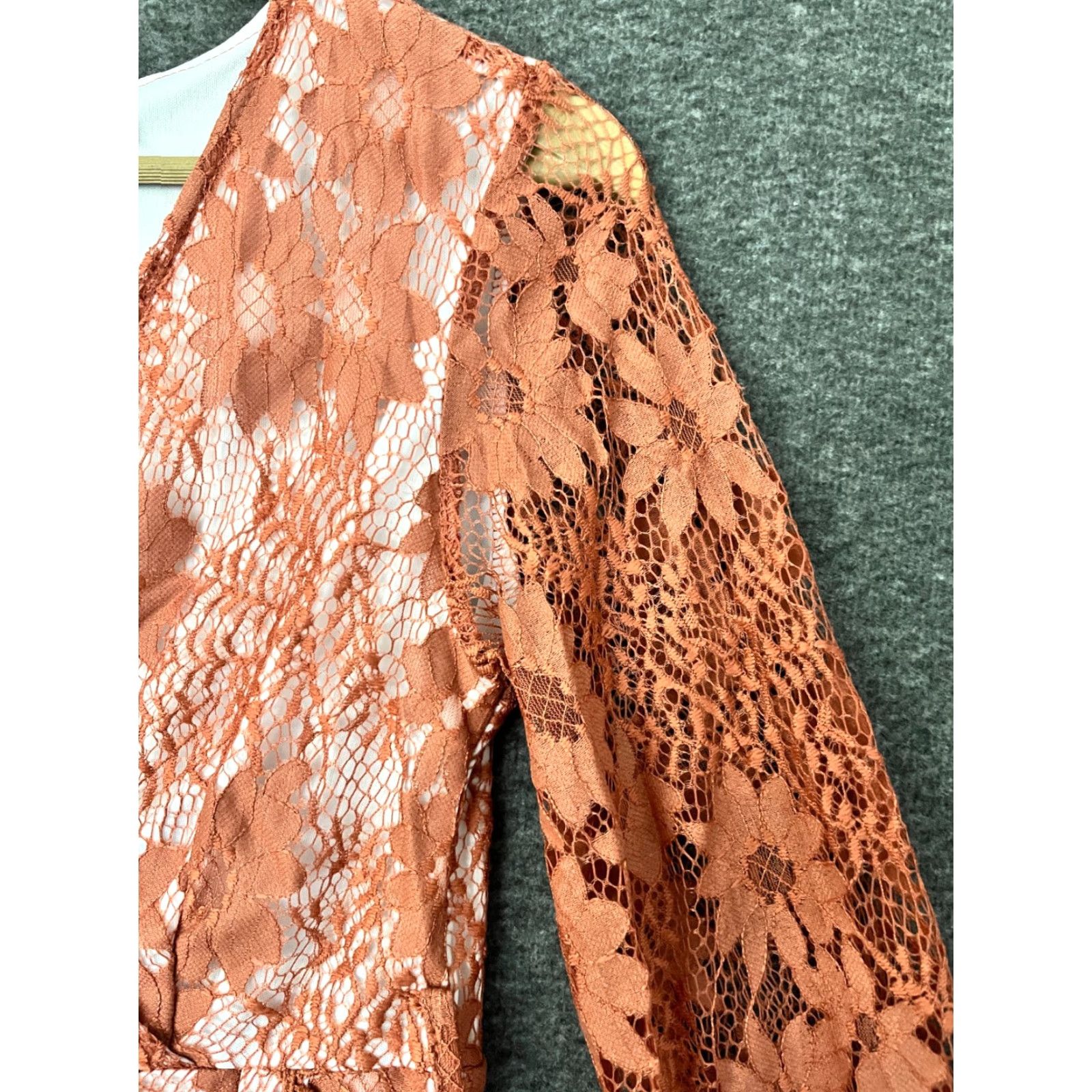 Vintage Halfisland Coral M Lace Dress Cocktail Party Long Sleeve V-Neck Flare Dress Women M Coral Lace Size M / US 6-8 / IT 42-44 - 7 Thumbnail