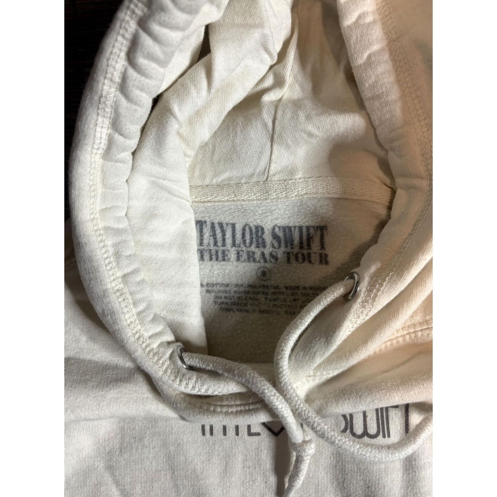 Vintage Taylor Swift Hoodie Womens Small White The Eras Tour Graphic Fleece Sweatshirt Size S / US 4 / IT 40 - 4 Thumbnail