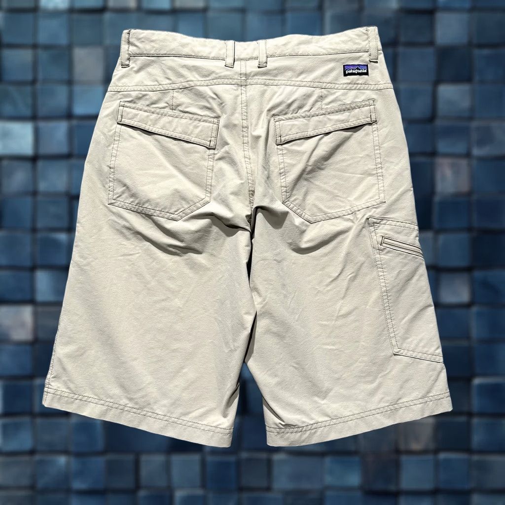 Patagonia Patagonia Rock Craft Bike Shorts Men 30 Beige Lightweight Athletic Size US 33 - 1 Thumbnail