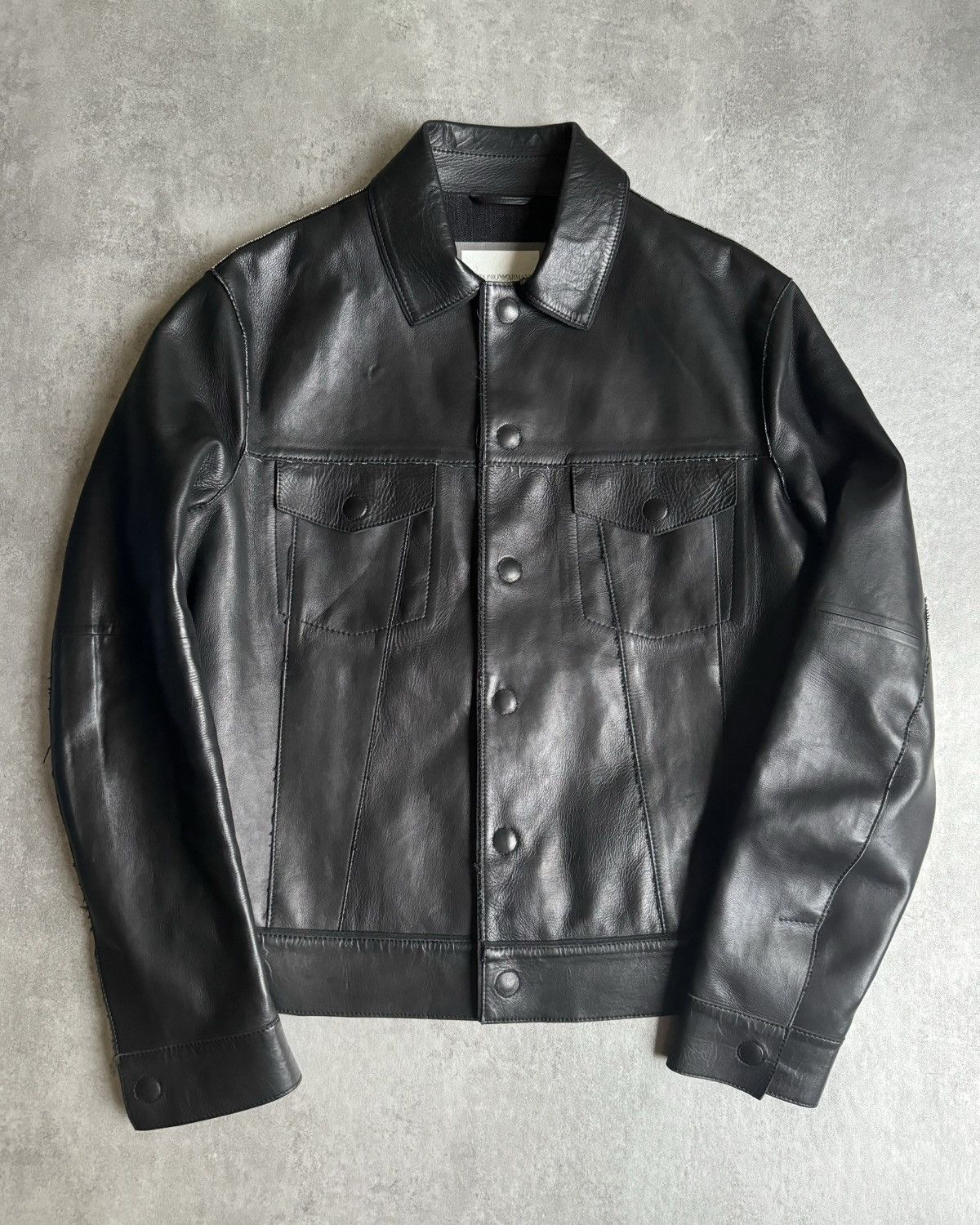 Armani × Emporio Armani AW2016 Emporio Armani Black Minimalist 