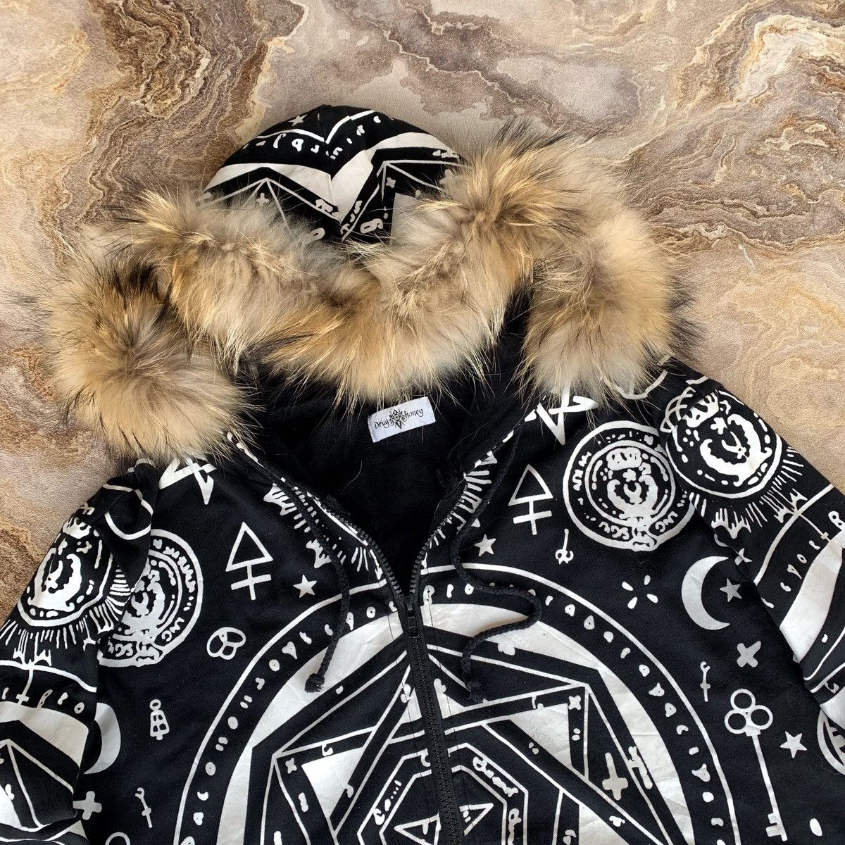 Japanese Brand Drug Honey Zip Hoodie Fur Lgb Ifsix Vkeii Kmrii Style Size US L / EU 52-54 / 3 - 2 Thumbnail