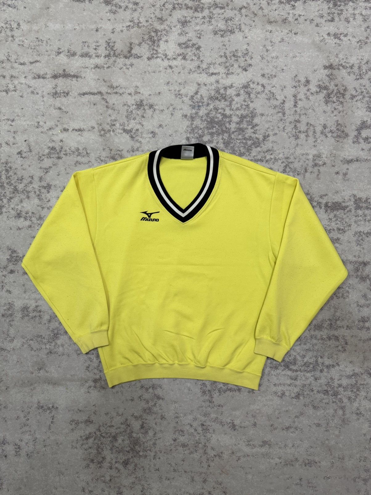 Mizuno Vintage 90s Mizuno Embroidery Logo Vneck Sweatshirt Size US M / EU 48-50 / 2 - 3 Thumbnail