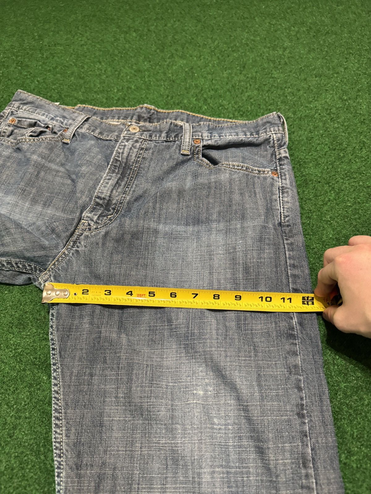 Levi's Vintage Clothing Vintage Levis 569 Loose Straight Baggy Y2K 37x29 Jeans Size US 37 - 10 Thumbnail