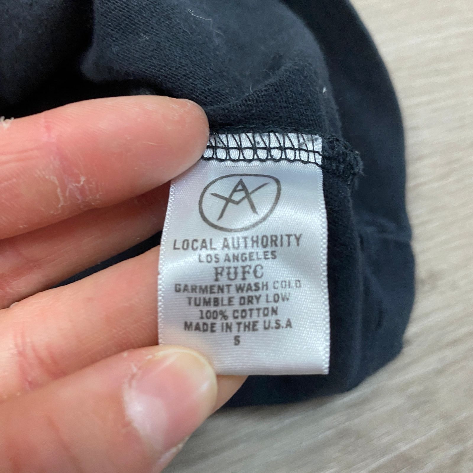 Local Authority Local Authority FUFC Melrose Rose Embroidered Shirt Small Size US S / EU 44-46 / 1 - 7 Thumbnail