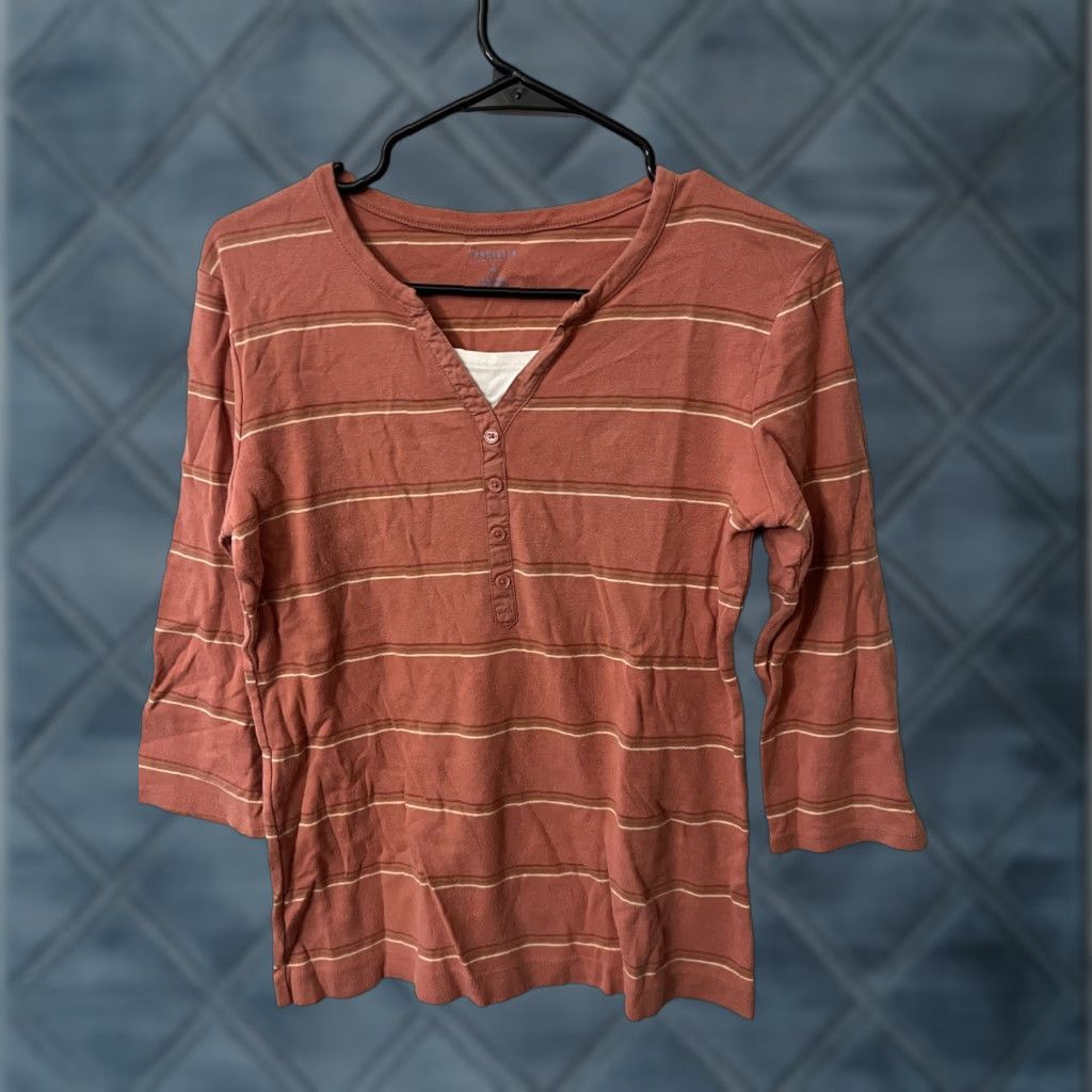Van Heusen Van Heusen Womens Casual Shirt Pink Striped 3/4 Sleeve V Neck Medium Size M / US 6-8 / IT 42-44 - 1 Thumbnail