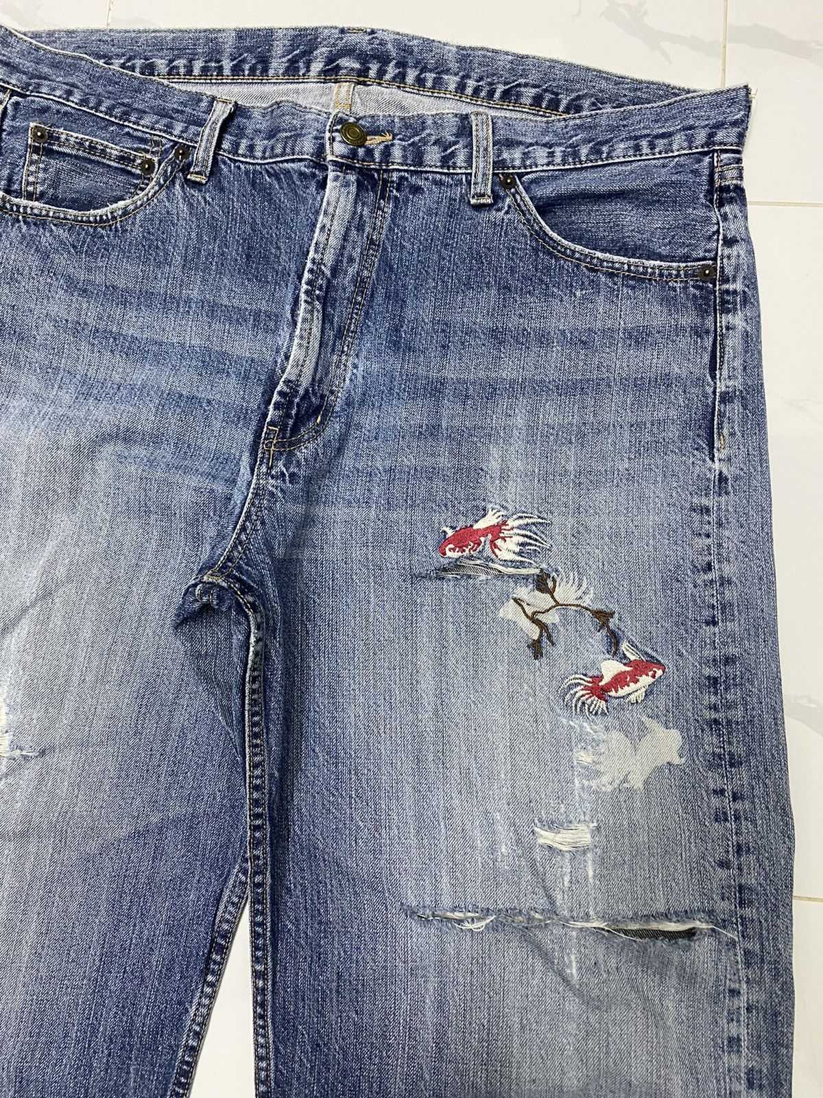 Japanese Brand 🔥JAPANESE KOI FISH EMBROIDERY BAGGY DISTRESS DENIM JEANS Size US 38 / EU 54 - 7 Thumbnail