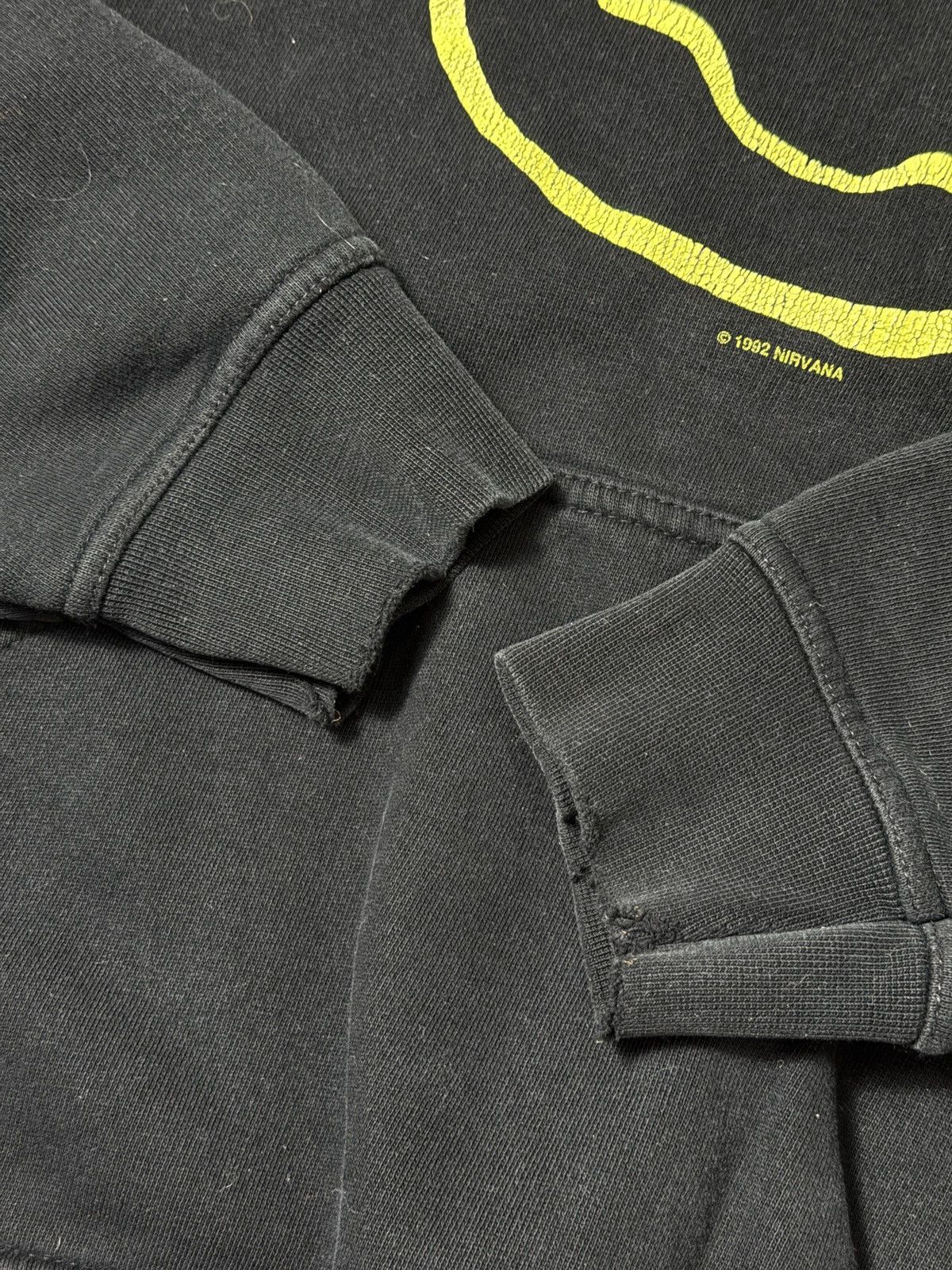 Other VINTAGE NIRVANA BIG LOGO 1992 BOXY HOODIE Size L / US 10 / IT 46 - 7 Thumbnail
