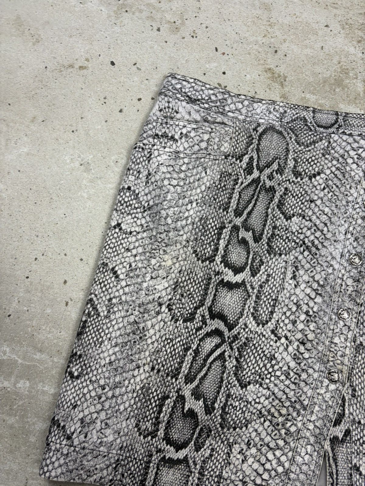Roberto Cavalli Vintage 2000s Roberto Cavalli Snake Skin Print Set Skirt Size 29" - 8 Thumbnail