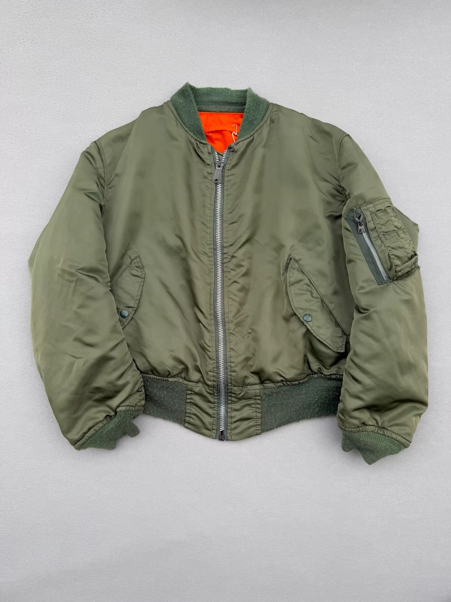 Vintage Vintage 80s USAF MA-1 Bomber Jacket Size US XL / EU 56 / 4 - 1 Thumbnail