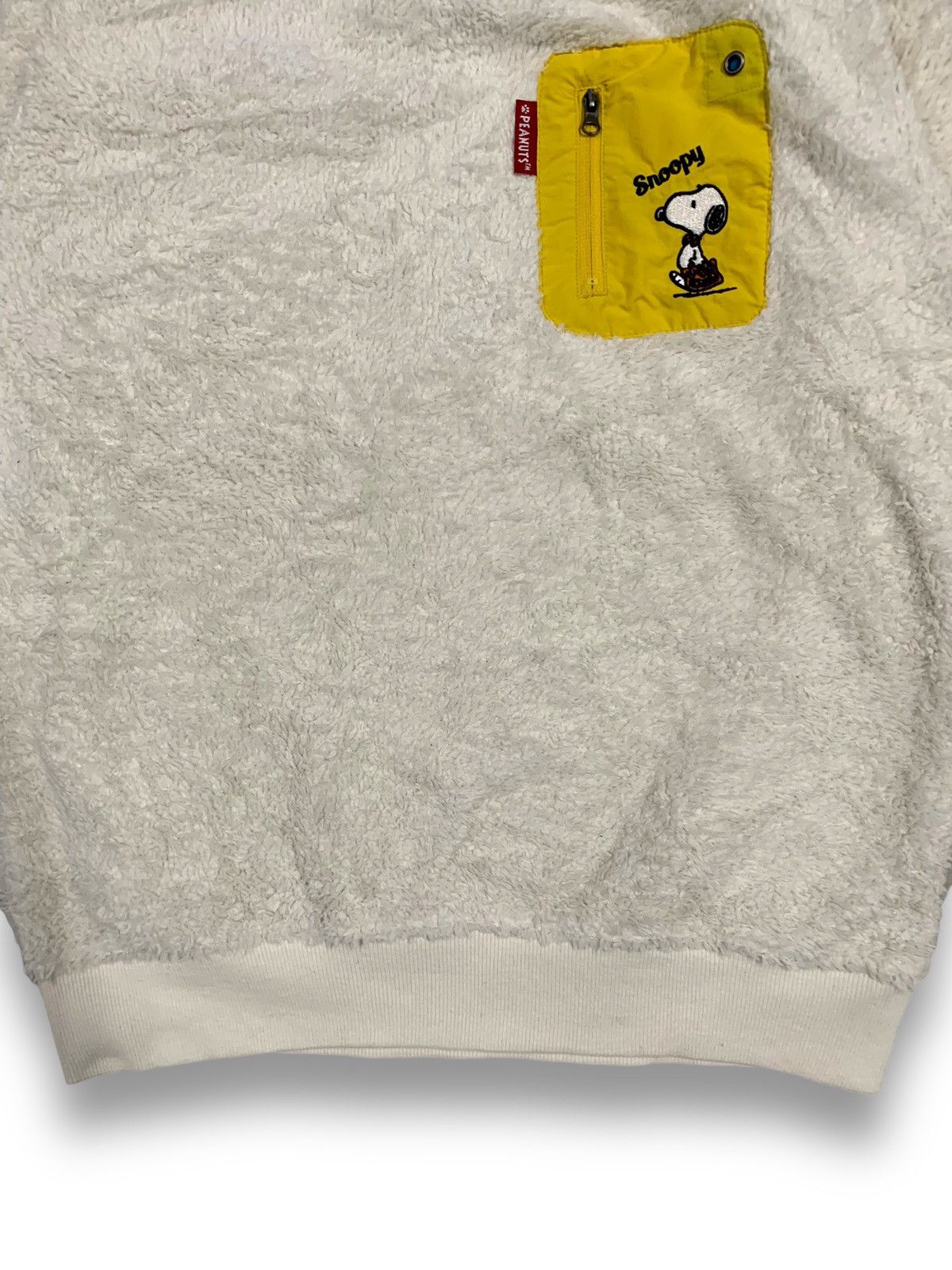 Cartoon Network Peanuts Snoopy Chest Pocket Embroidery Logo Fleece Sweater Size US S / EU 44-46 / 1 - 7 Thumbnail