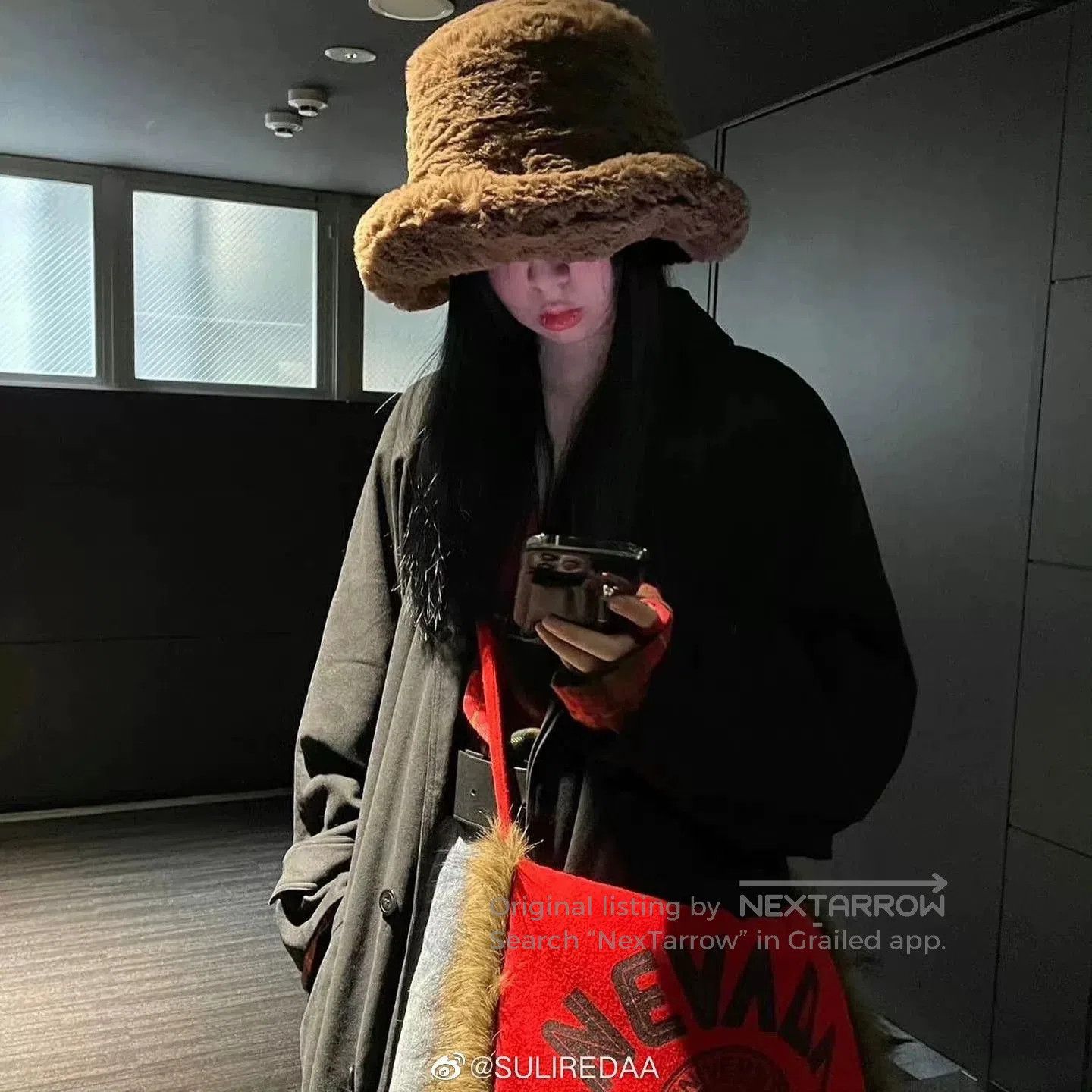 Raf Simons Raf Simons Red Bag with Fur Trim. Size ONE SIZE - 2 Thumbnail
