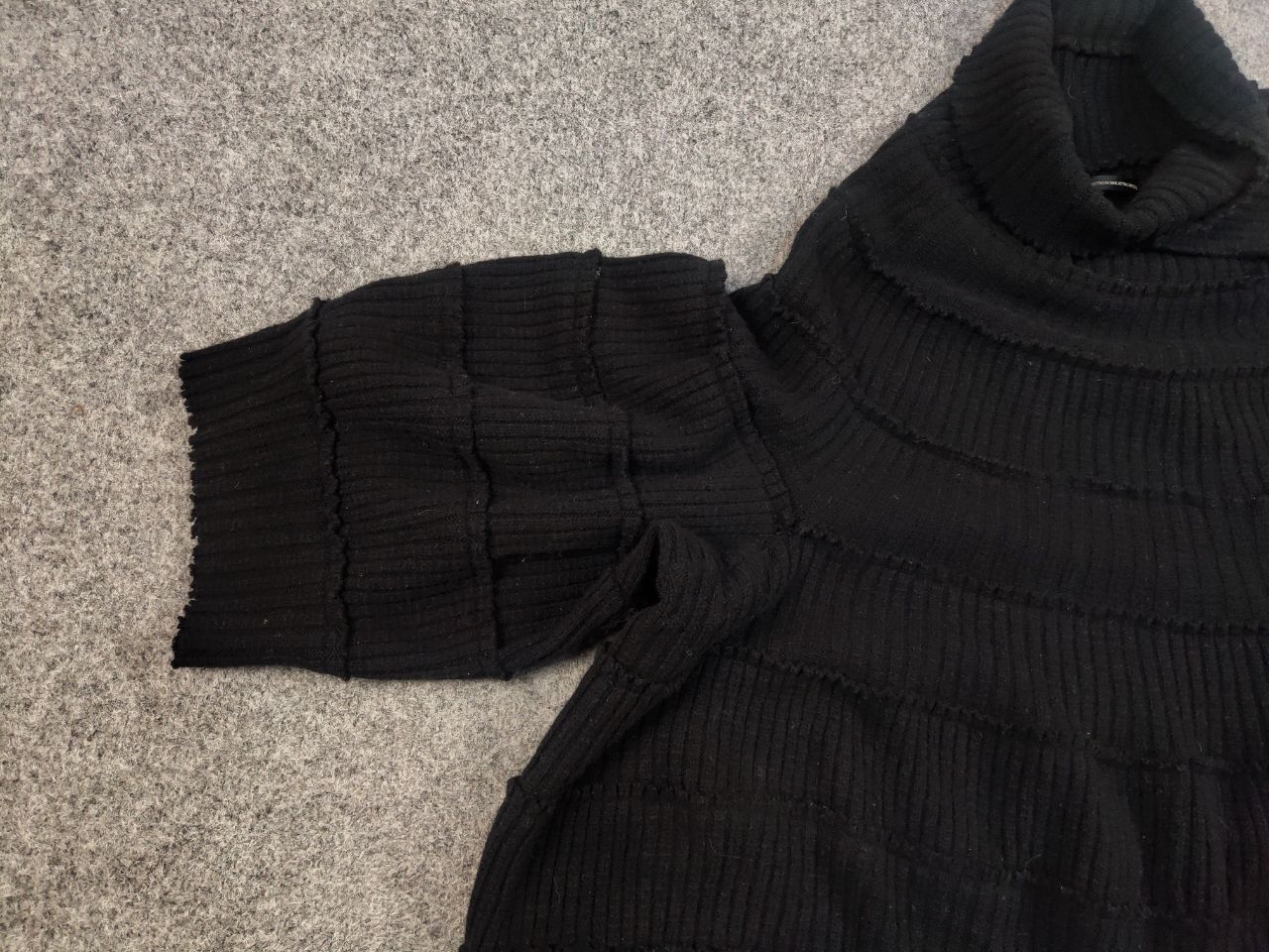 Yohji Yamamoto Vintage 90s Y's Yohji Yamamoto Knit Poncho Oversized Sweater Size M / US 6-8 / IT 42-44 - 9 Thumbnail