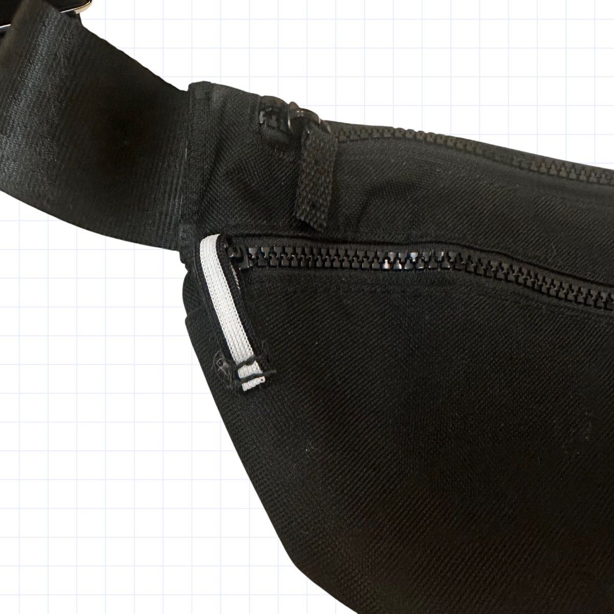 Vintage Untagged 1 of 1 Seatbelt Side Bag Fanny Pack Buckle Parody Size ONE SIZE - 4 Thumbnail