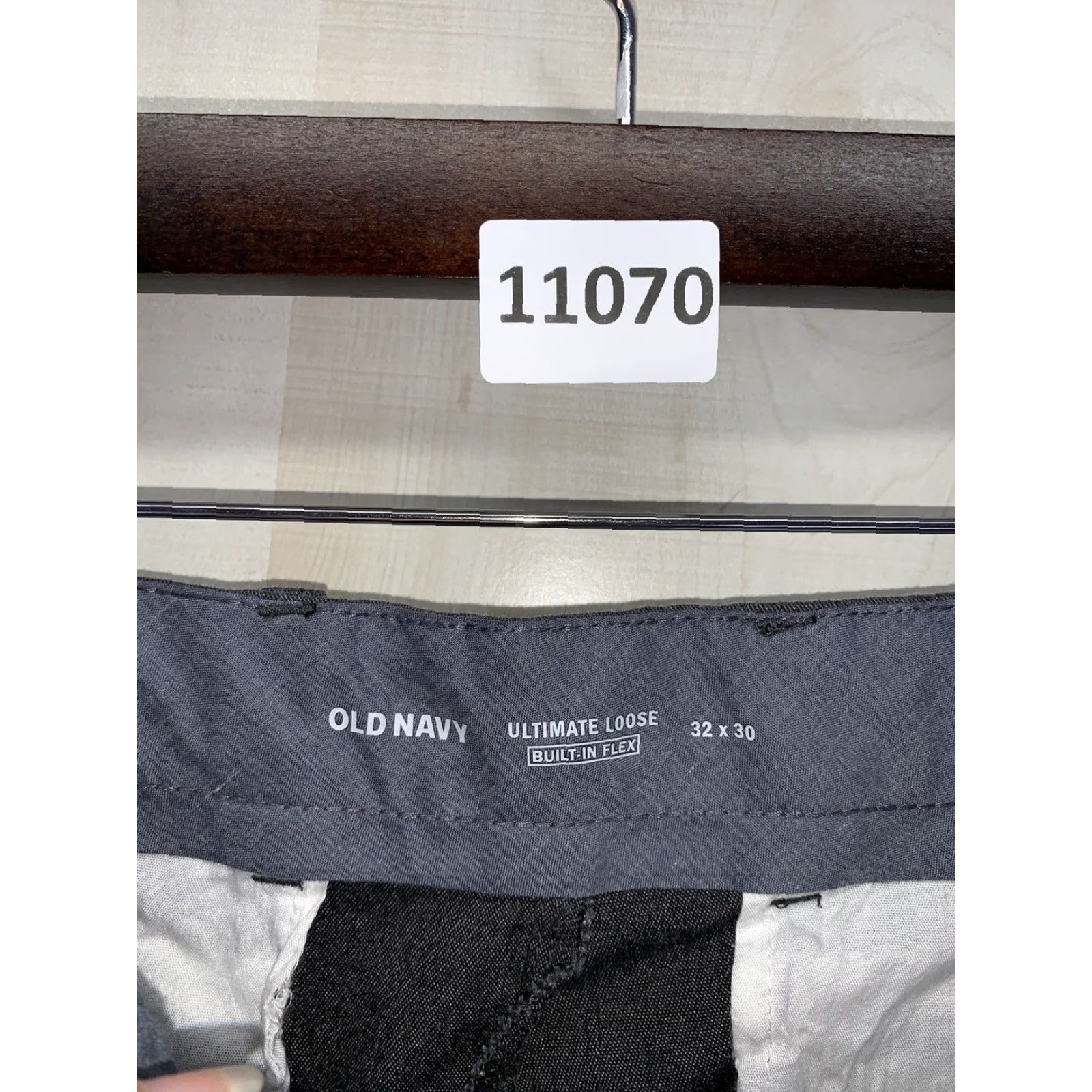 Old Navy Old Navy Men's Gray Ultimate Loose Built In Flex Trouser Pants 32x30 NWT-11070 Size US 32 / EU 48 - 6 Thumbnail
