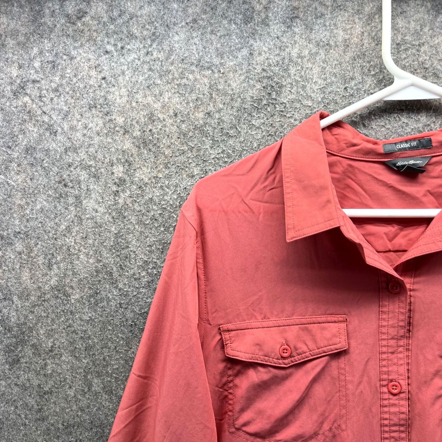 Eddie Bauer Eddie Bauer Shirt Womens Large Red Classic Fit Button Front Roll Tab Casual Top Size L / US 10 / IT 46 - 7 Thumbnail