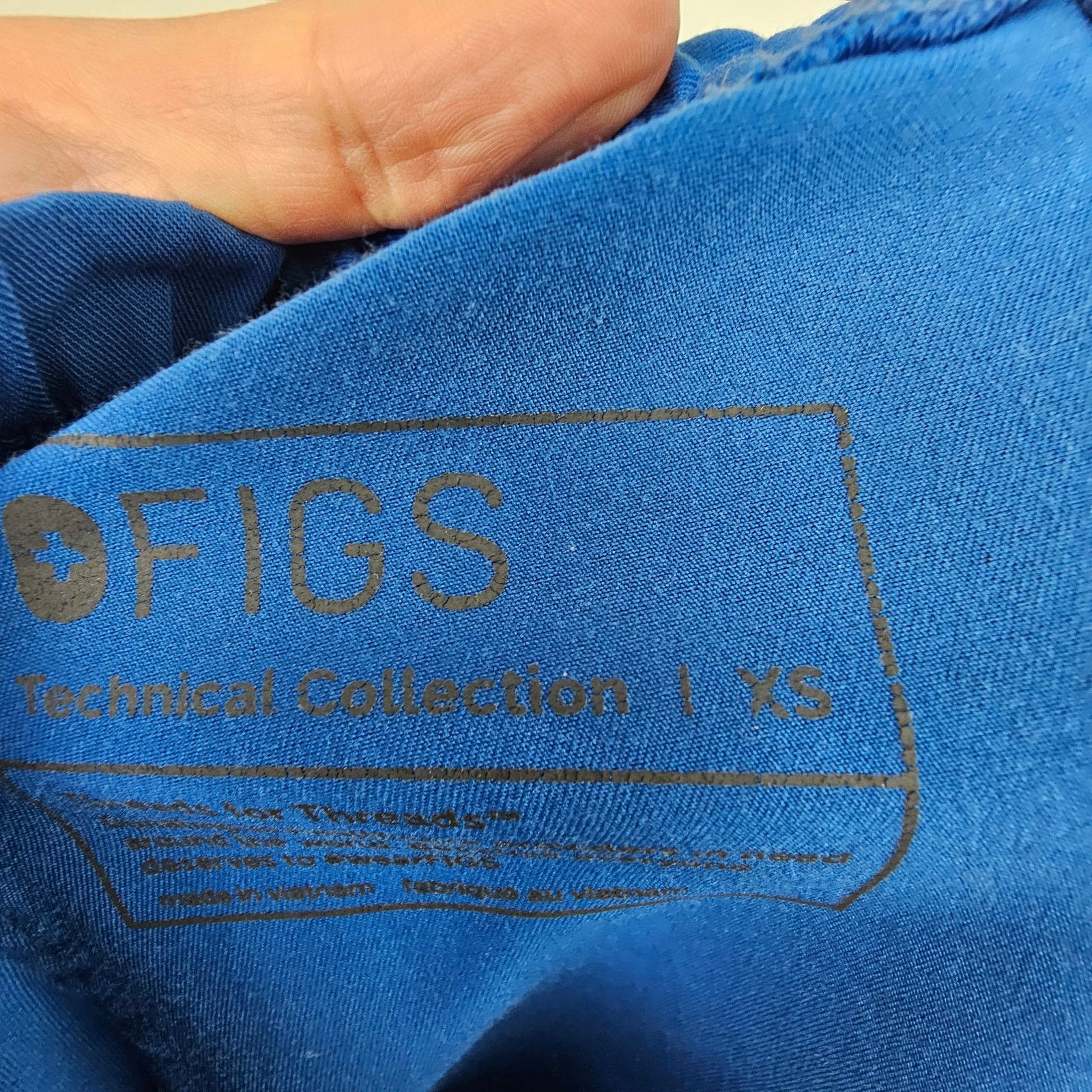 Figue FIgs Womens Catarina Scrub Top Uman Pants 2 Pc Set Size XS Size XS / US 0-2 / IT 36-38 - 16 Thumbnail