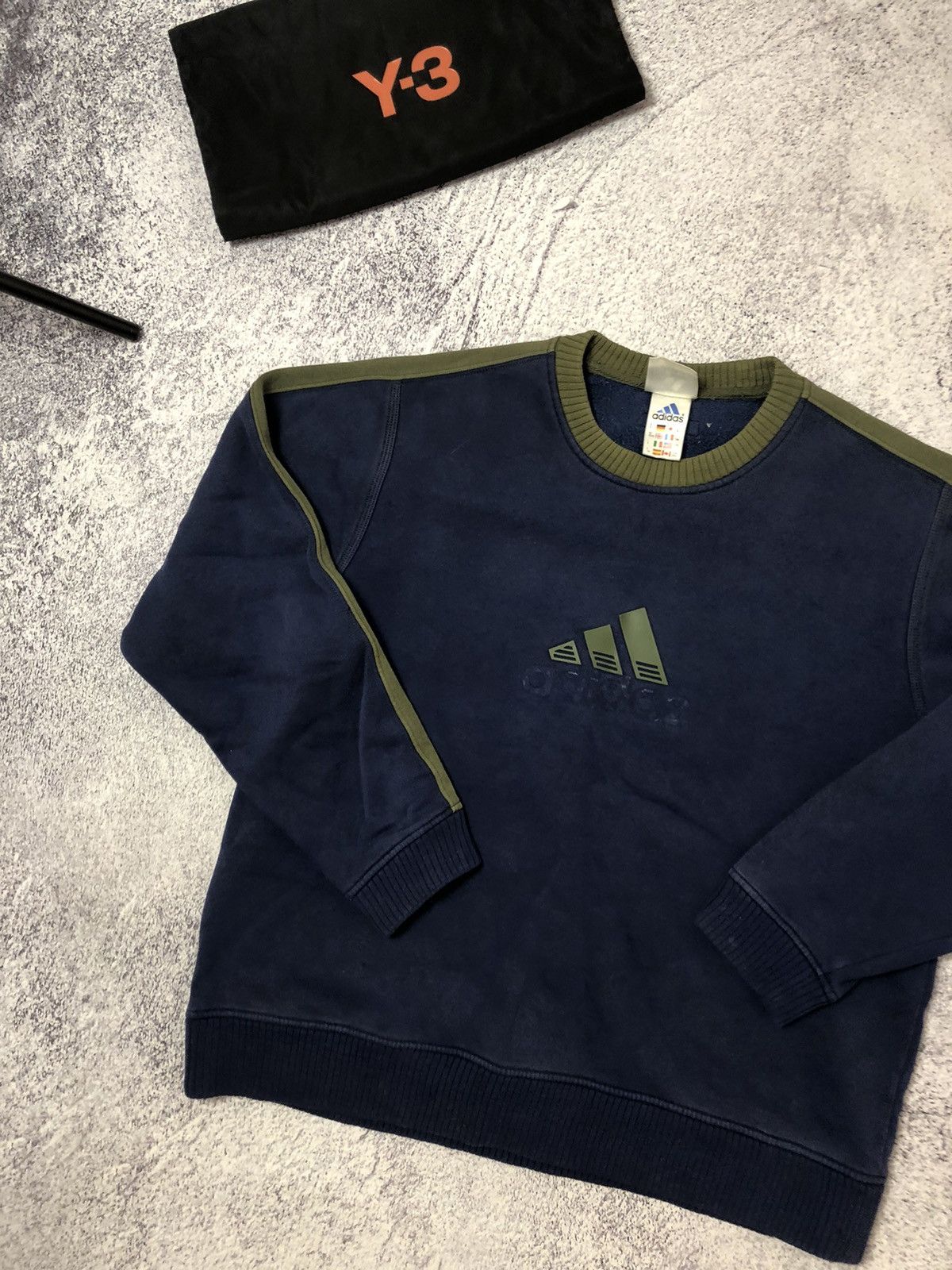 Vintage Vintage Men’s sweater adidas size L Size US L / EU 52-54 / 3 - 3 Thumbnail